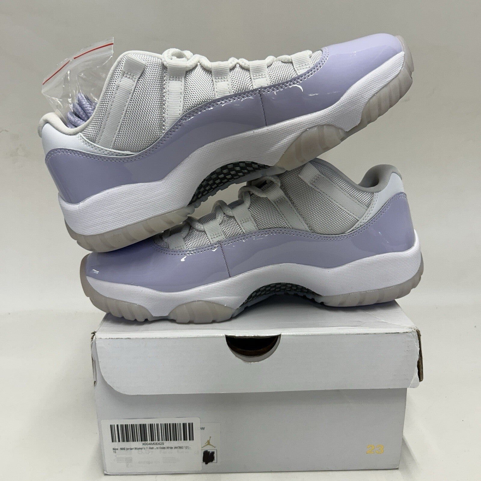 Nike Air Jordan 11 Retro Low WMNS "Pure Violet" AH7860-101 Women’s 10 New
