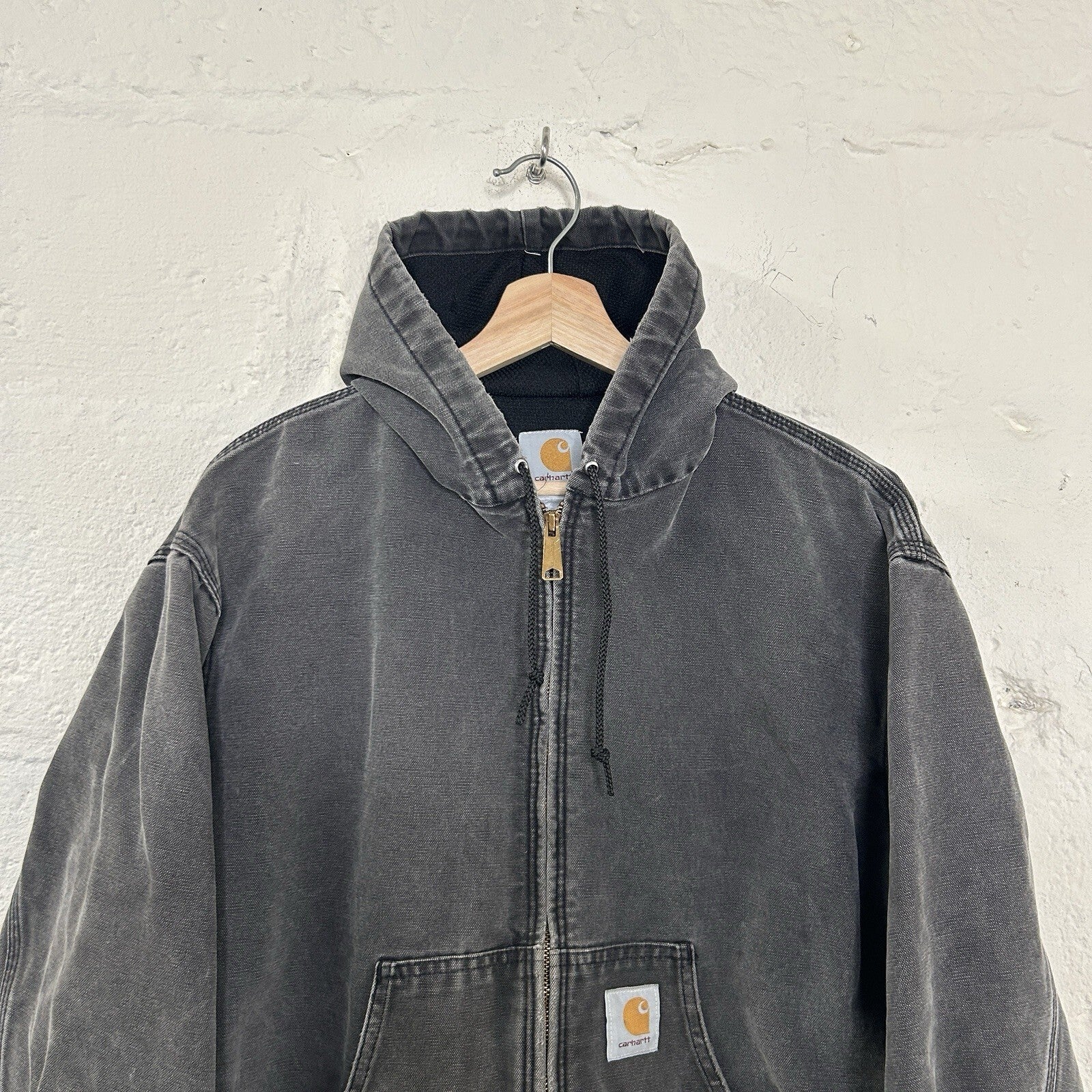 Vintage Faded Carhartt Thermal Hooded Active Jacket “Black” JR105 Men’s Large