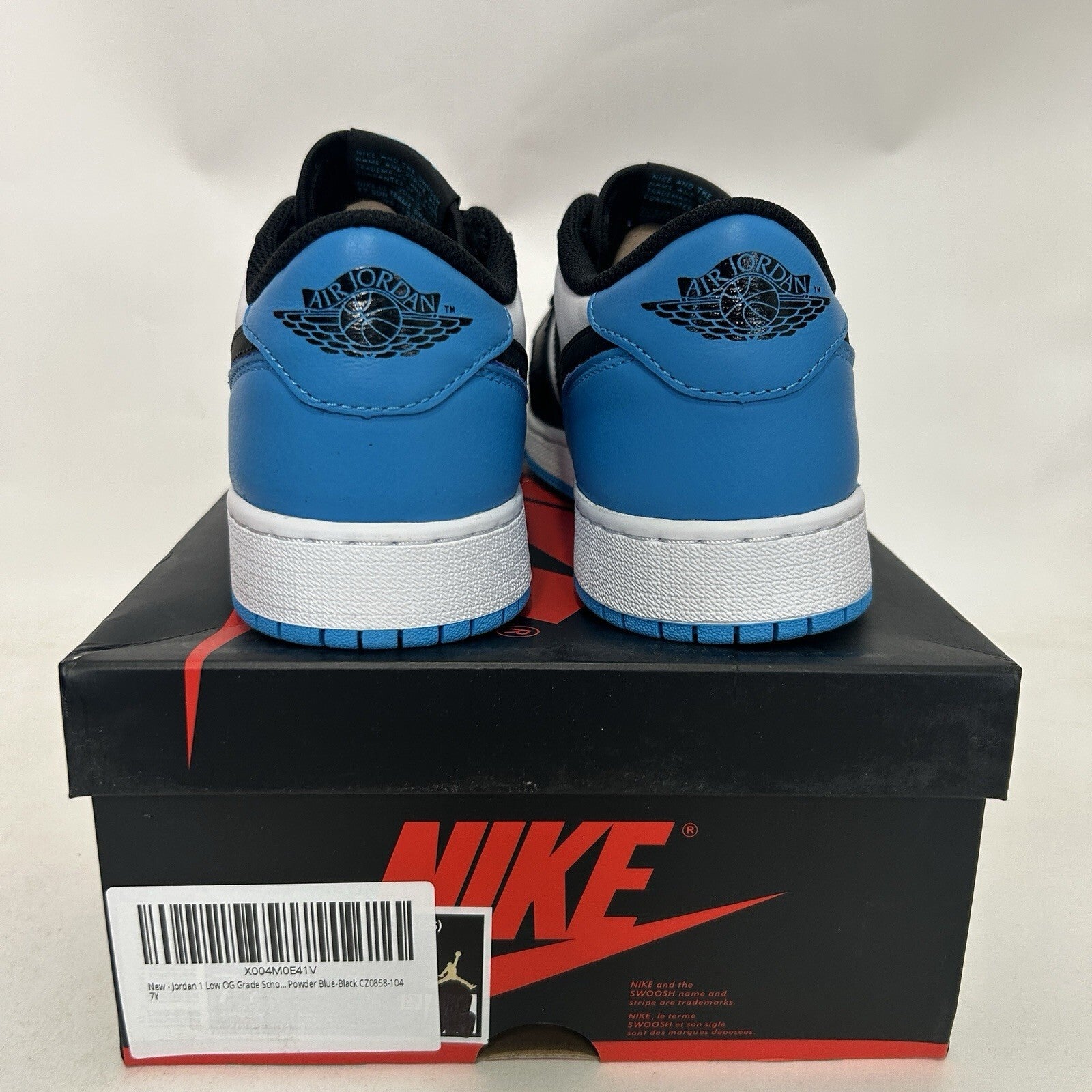 Nike Air Jordan 1 Low Retro GS “UNC/Blue White Black” CZ0858-104 7Y/Women’s 8.5