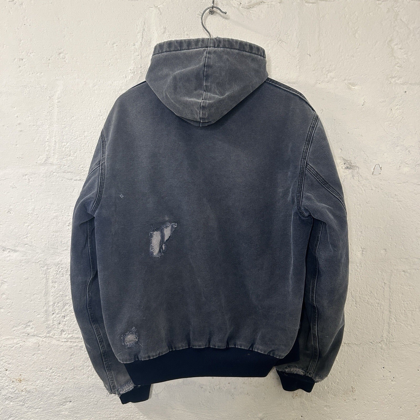 Vintage Faded Carhartt Hooded Active Jacket “Navy Blue” JQ283 Men’s Small