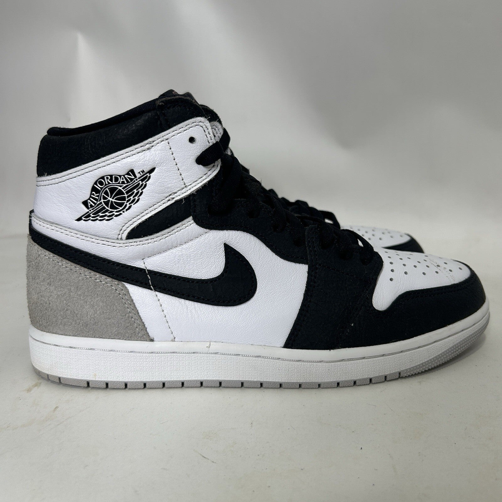 Nike Air Jordan 1 Retro High OG “Stage Haze”  555088-108 Men’s 10 Worn
