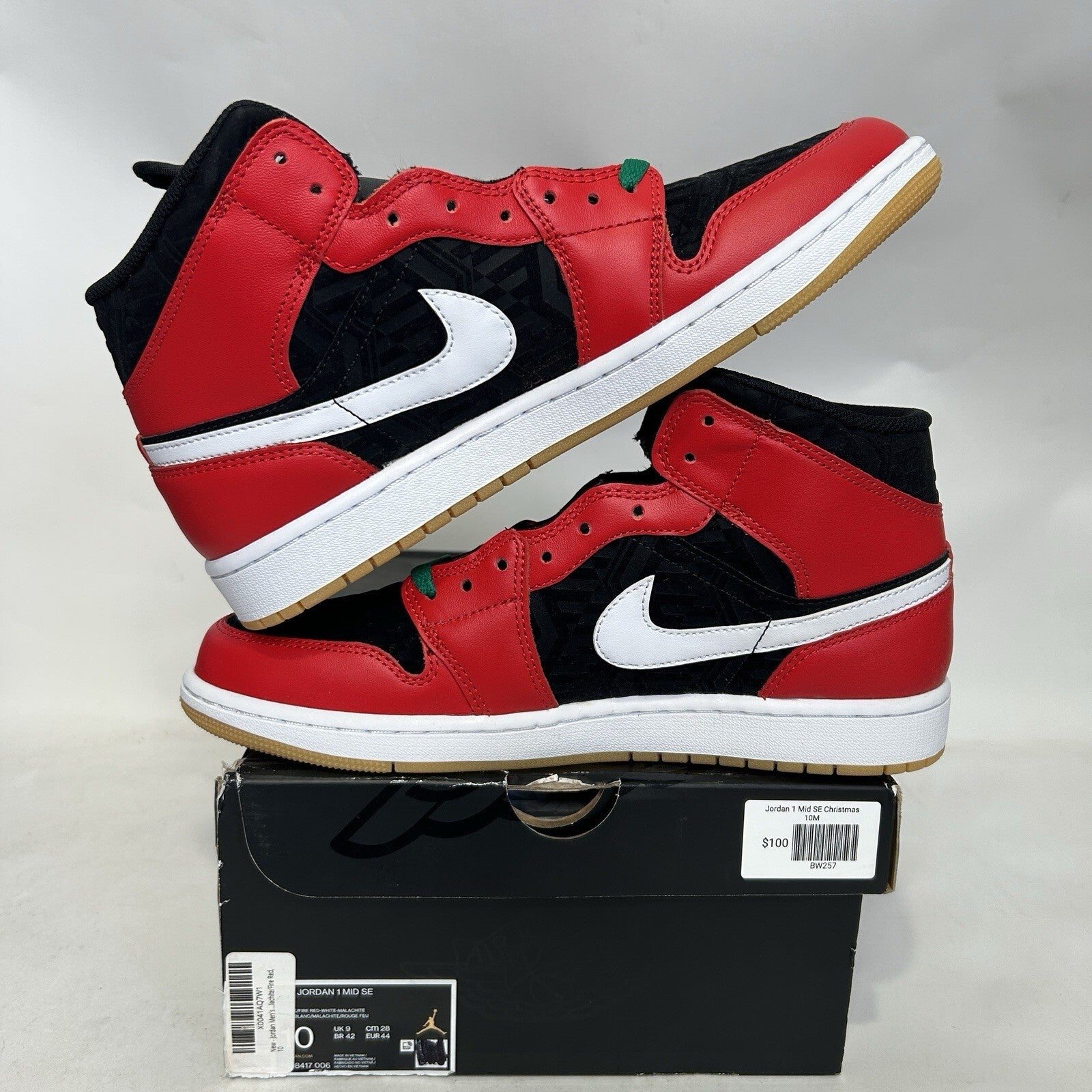 Nike Air Jordan 1 Mid SE “Christmas/Black Fire Red White” DQ8417-006 Men’s 10.5