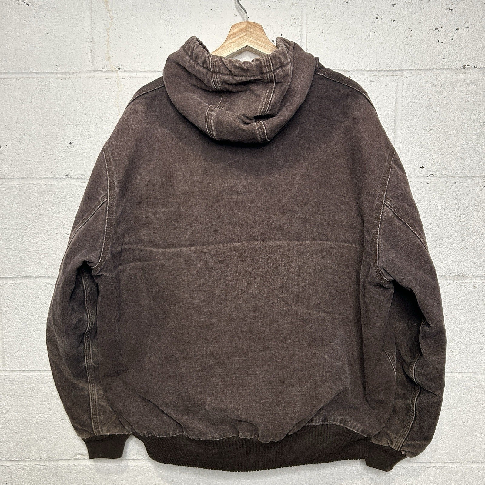 Vintage Carhartt Hooded Active Jacket “Dark Brown” J130 DKB Men’s X-Large Worn