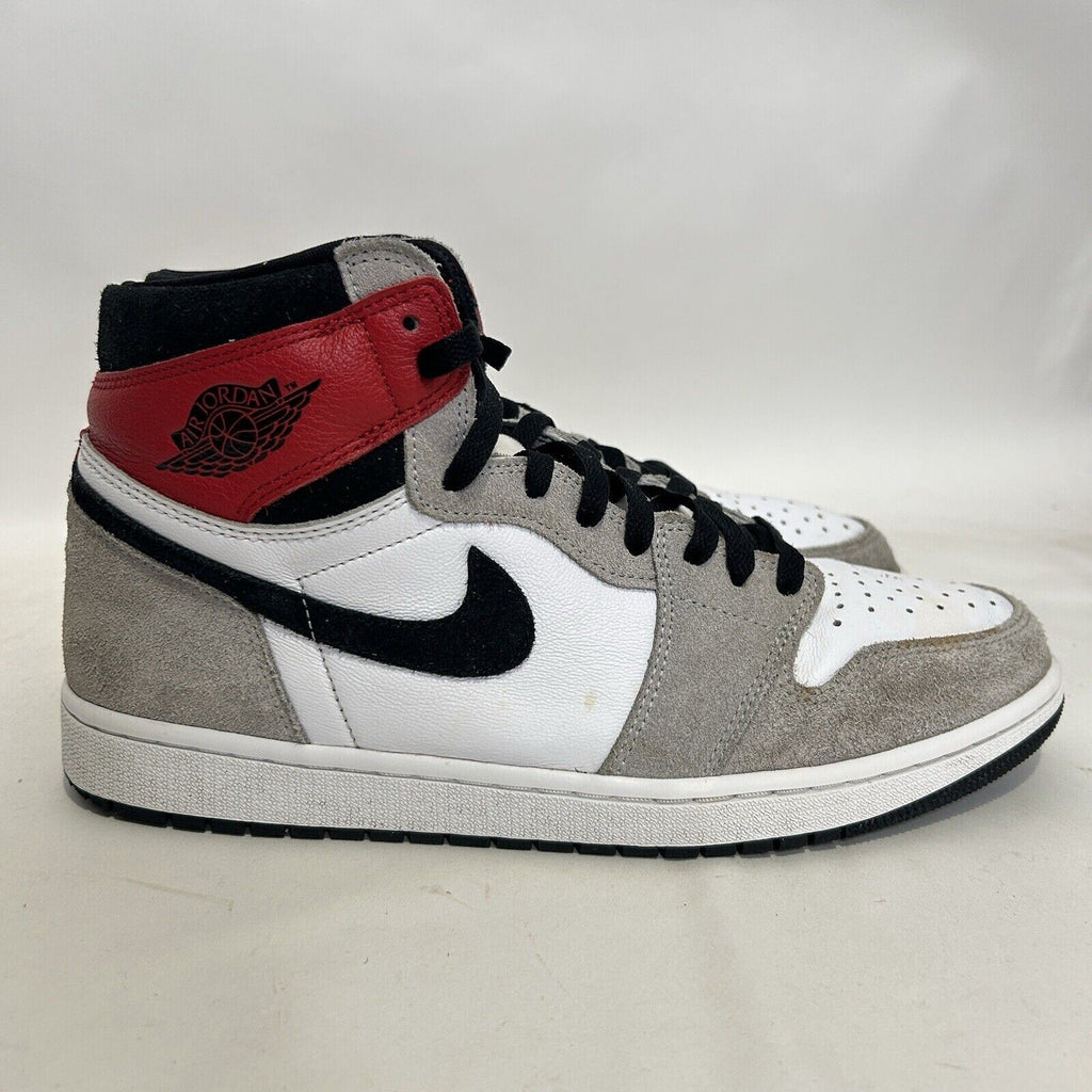 Nike Air Jordan 1 Retro High OG “Light Smoke Grey”