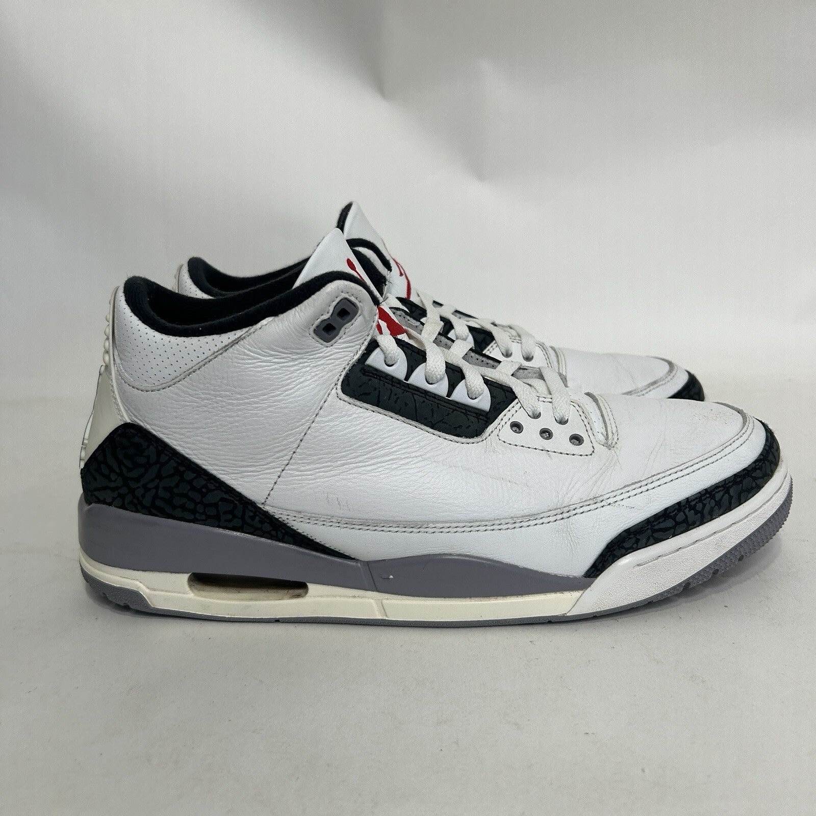 Nike Air Jordan 3 Retro “Cement Grey White Fire Red” CT8532-106 Men’s 14 Worn