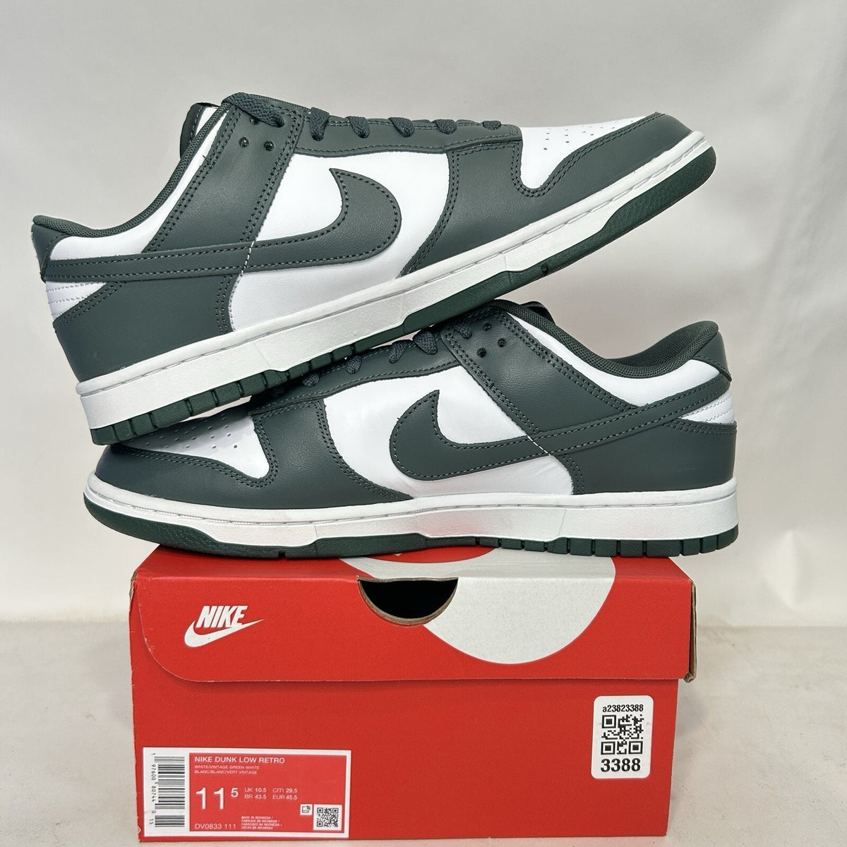 Nike Dunk Low Retro “White Vintage Green”