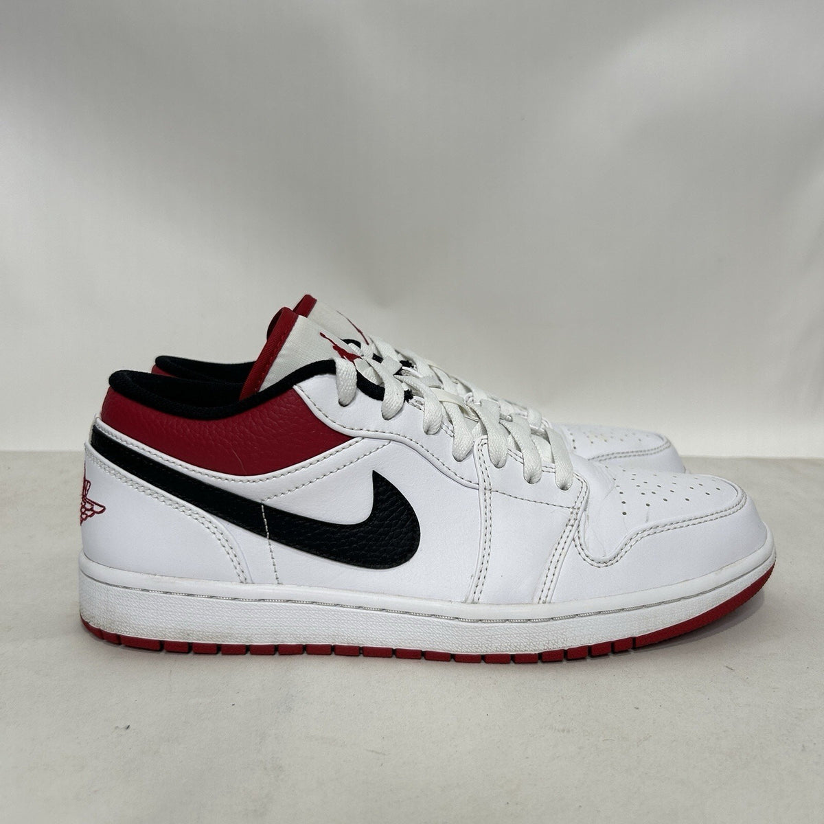 Nike Air Jordan 1 Low Retro “White University Red”