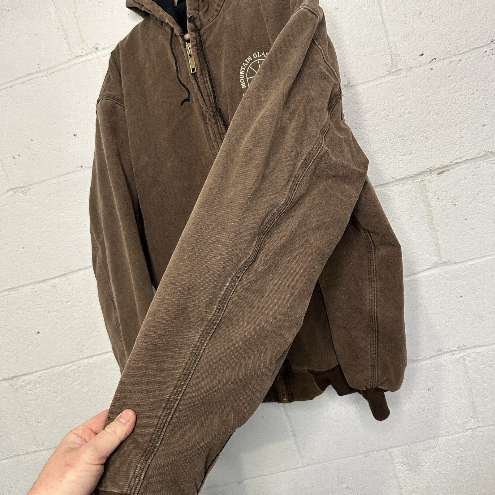 Vintage Carhartt Quilted Hooded Active Jacket “Chestnut” J68 CHT Men’s X-Large