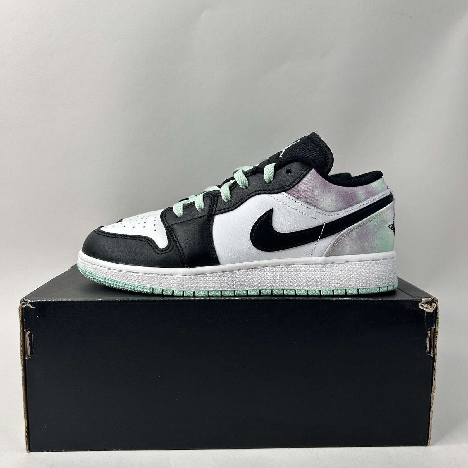 Nike Air Jordan Retro 1 Low GS SE “Easter Pastel/Tie-Dye' DQ2514-100 6Y Worn