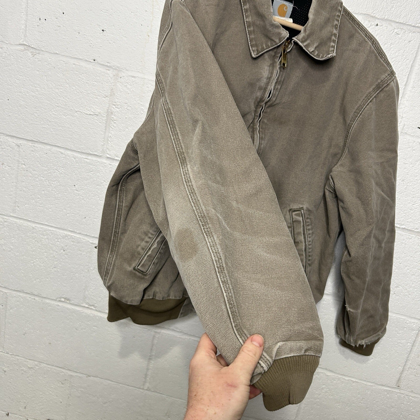 Vintage Carhartt Mesh-Lined Santa Fe Jacket “Desert Brown” J102 DES Men’s Large