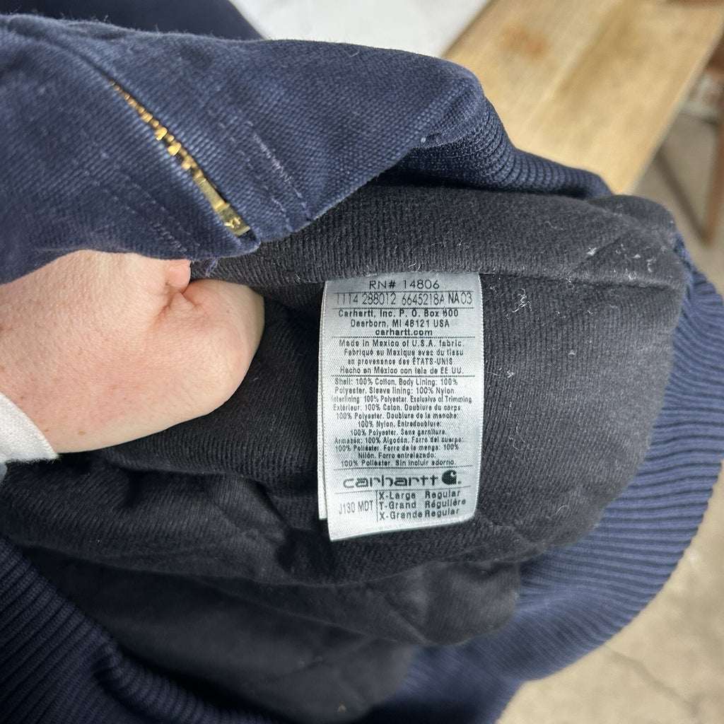 Vintage Carhartt Hooded Active Jacket “Midnight Blue” J130 MDT Men’s X-Large