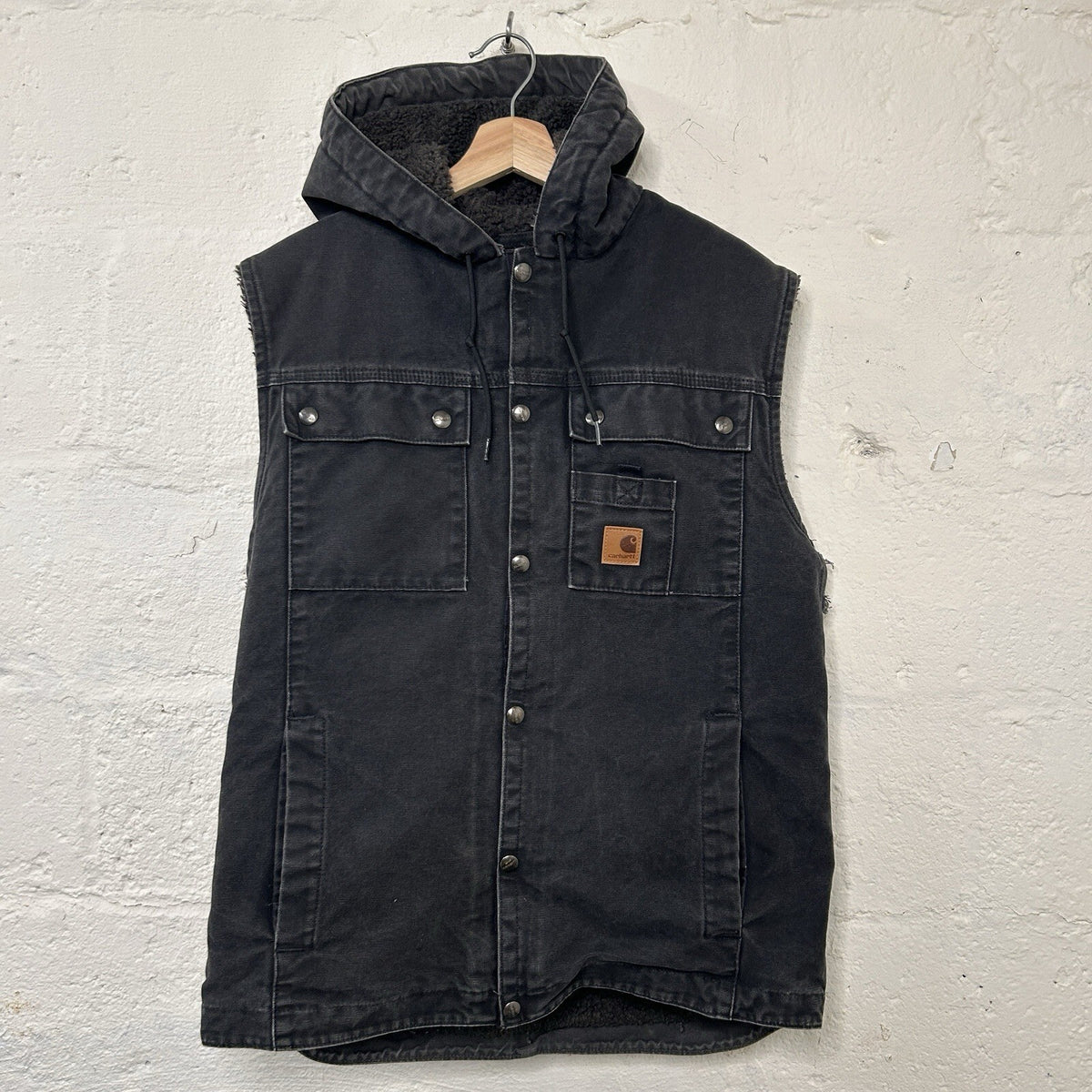 Carhartt Sherpa-Lined Multi-Pocket Hooded Vest “Black” 100114-001 Men’s Medium