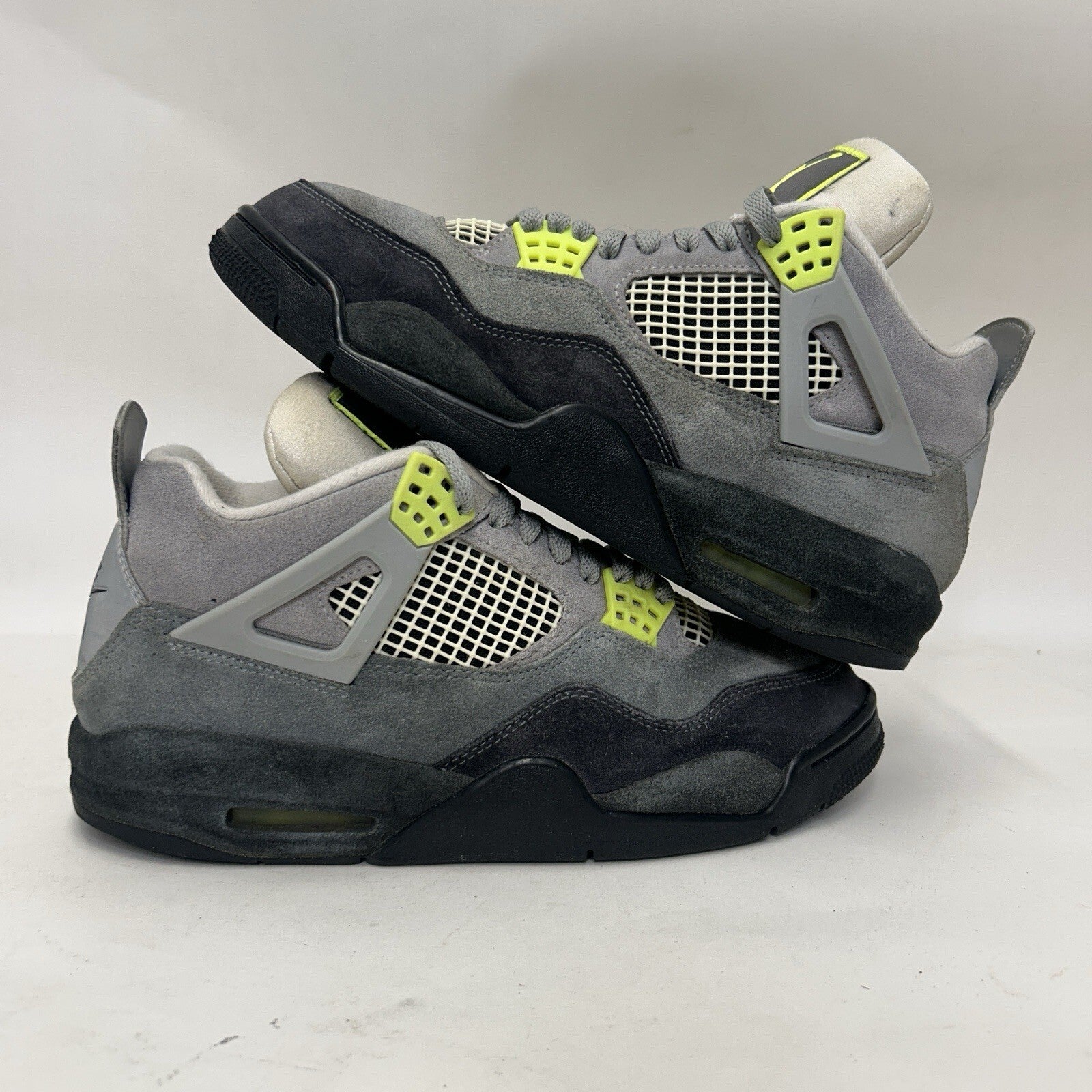 Nike Air Jordan 4 Retro SE “Neon 95” CT5342-007 Men’s 9.5 Worn