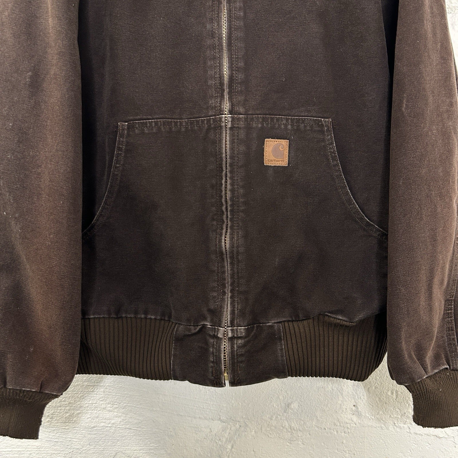 Vintage Faded Carhartt Hooded Active Jacket “Dark Brown” J130 DKB Men’s Large