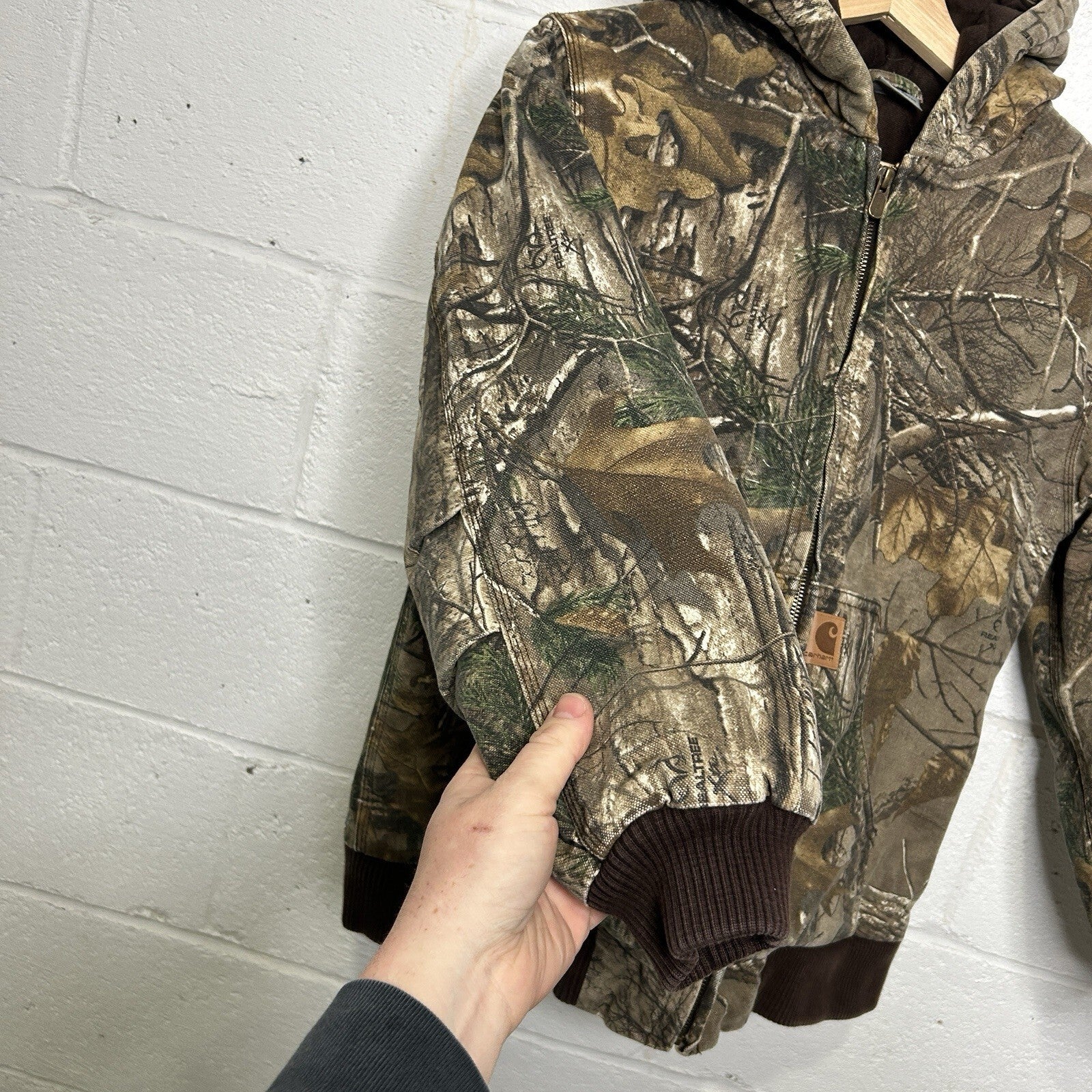 Carhartt X Realtree Xtra Quilted Active Jacket “Camo” Youth Large/Women’s XS