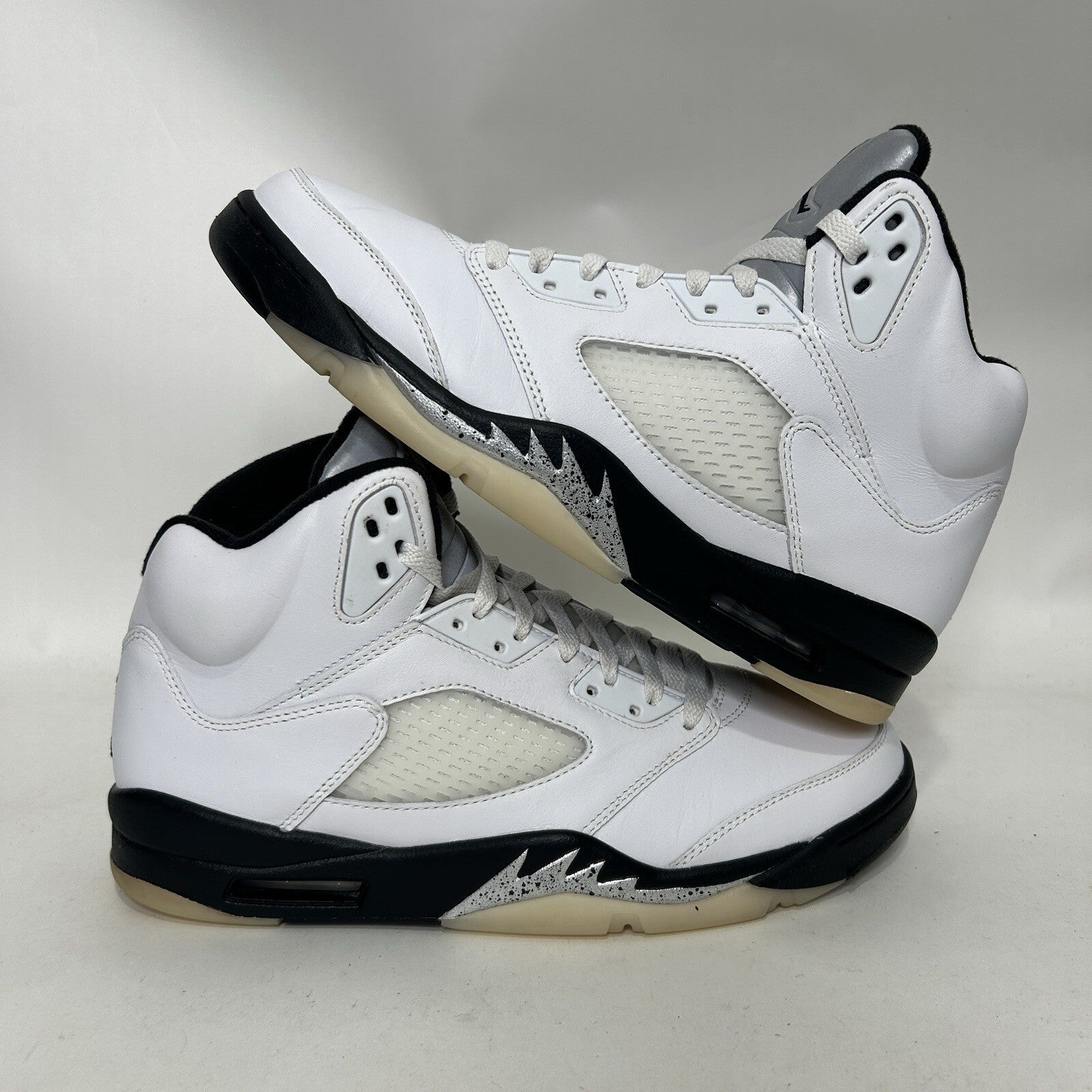 Nike Air Jordan 5 Retro OG “Reverse Metallic/White Black” DD0587-110 Men’s 11.5