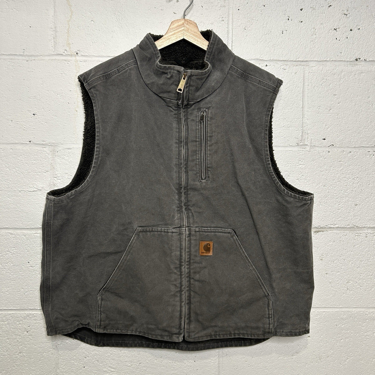 Carhartt Sandstone Sherpa-Lined Vest “Gravel” V33 GVL