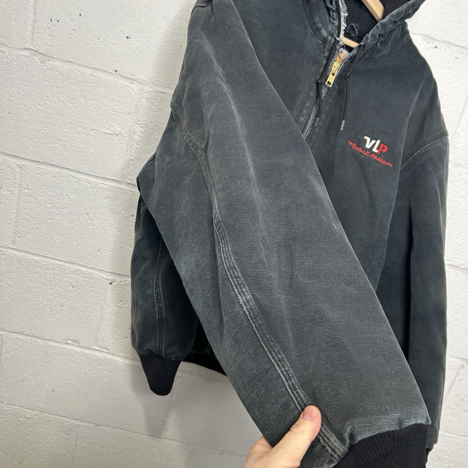 Vintage Carhartt Quilted Active Jacket “Black” J140 BLK Men’s X-Large
