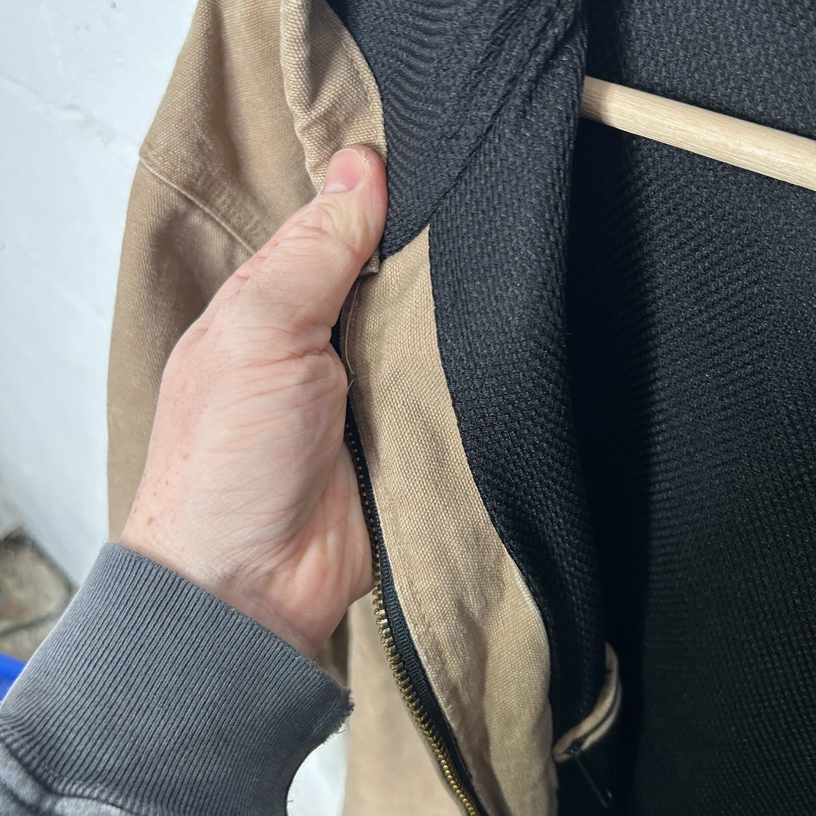 Vintage Carhartt Thermal-Lined Hooded Active Jacket “Saddle” J25 SDL Men’s XL
