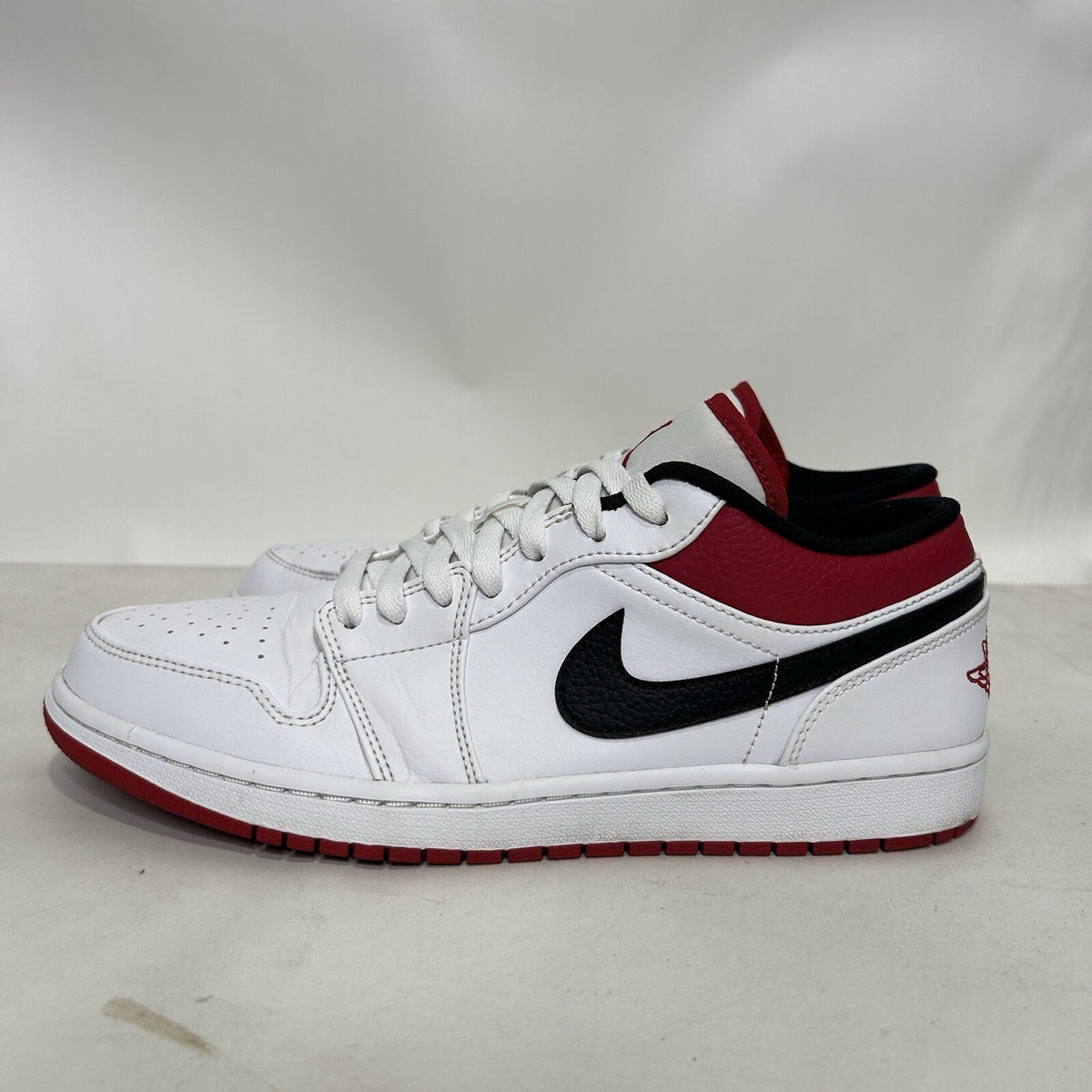 Nike Air Jordan 1 Low Retro “White University Red”