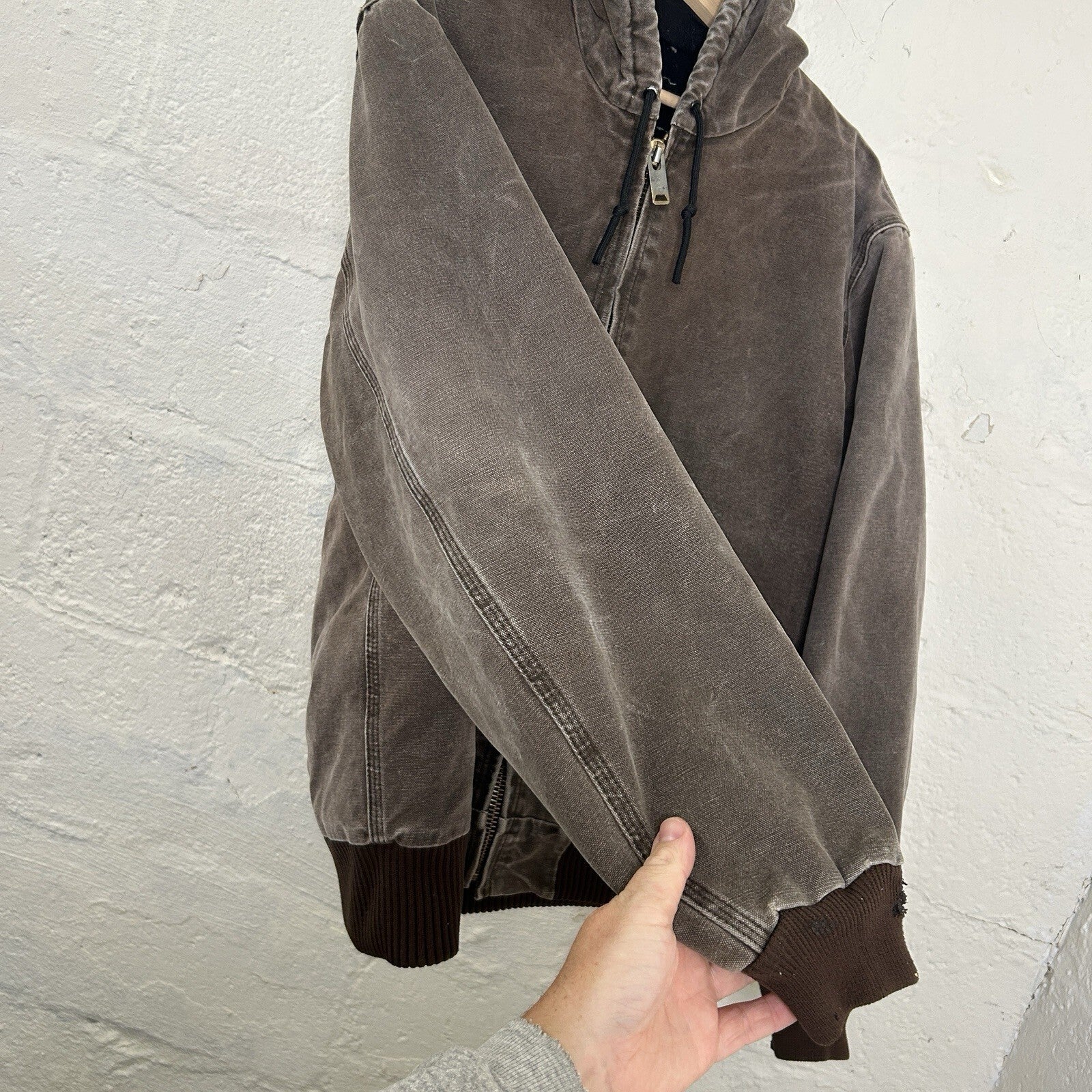 Vintage Carhartt Quilted Hooded Active Jacket “Chestnut” J130 CHT Men’s Medium