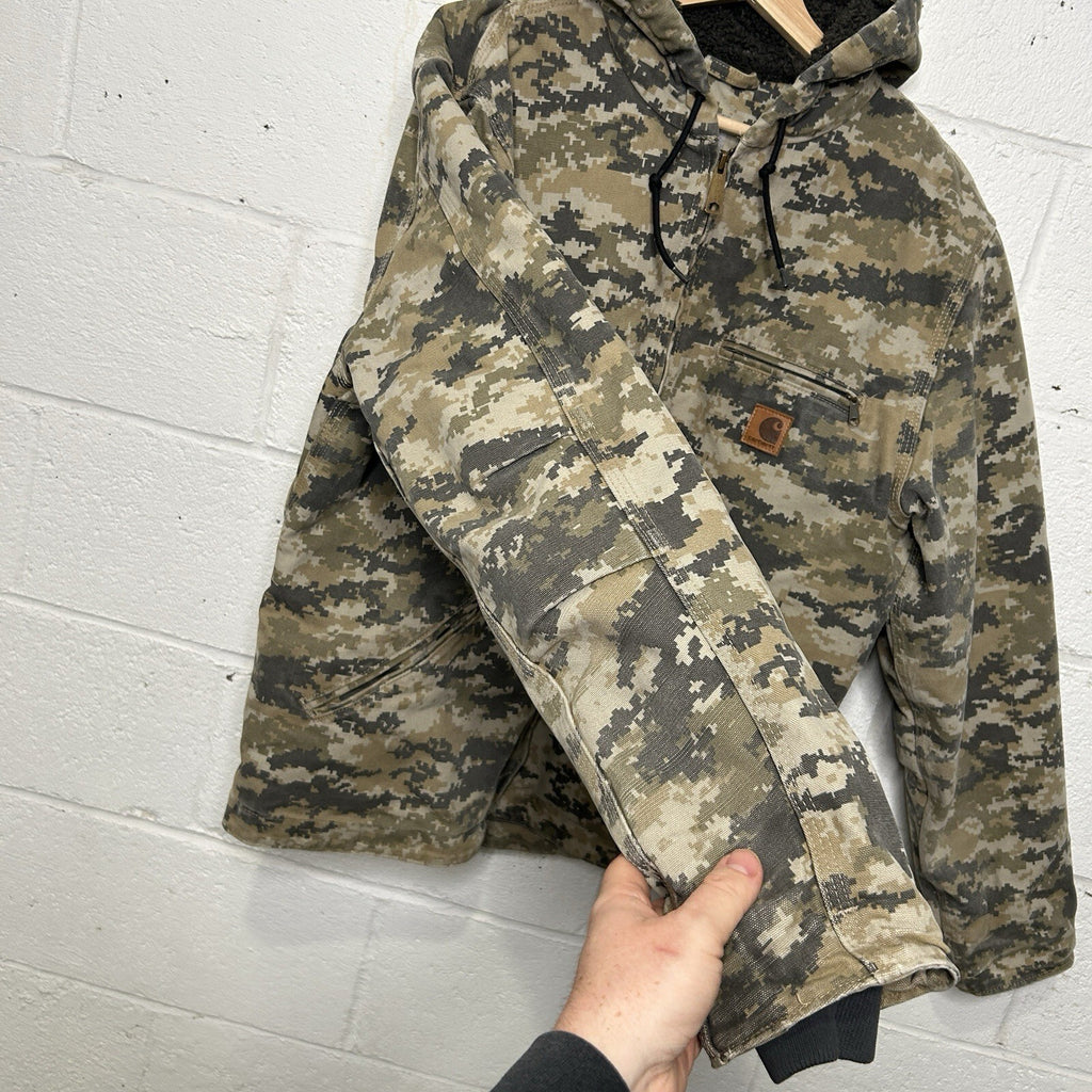 Carhartt Sherpa-Lined Hooded Detroit Jacket “Digital Camo” 101822-910 Men’s Med