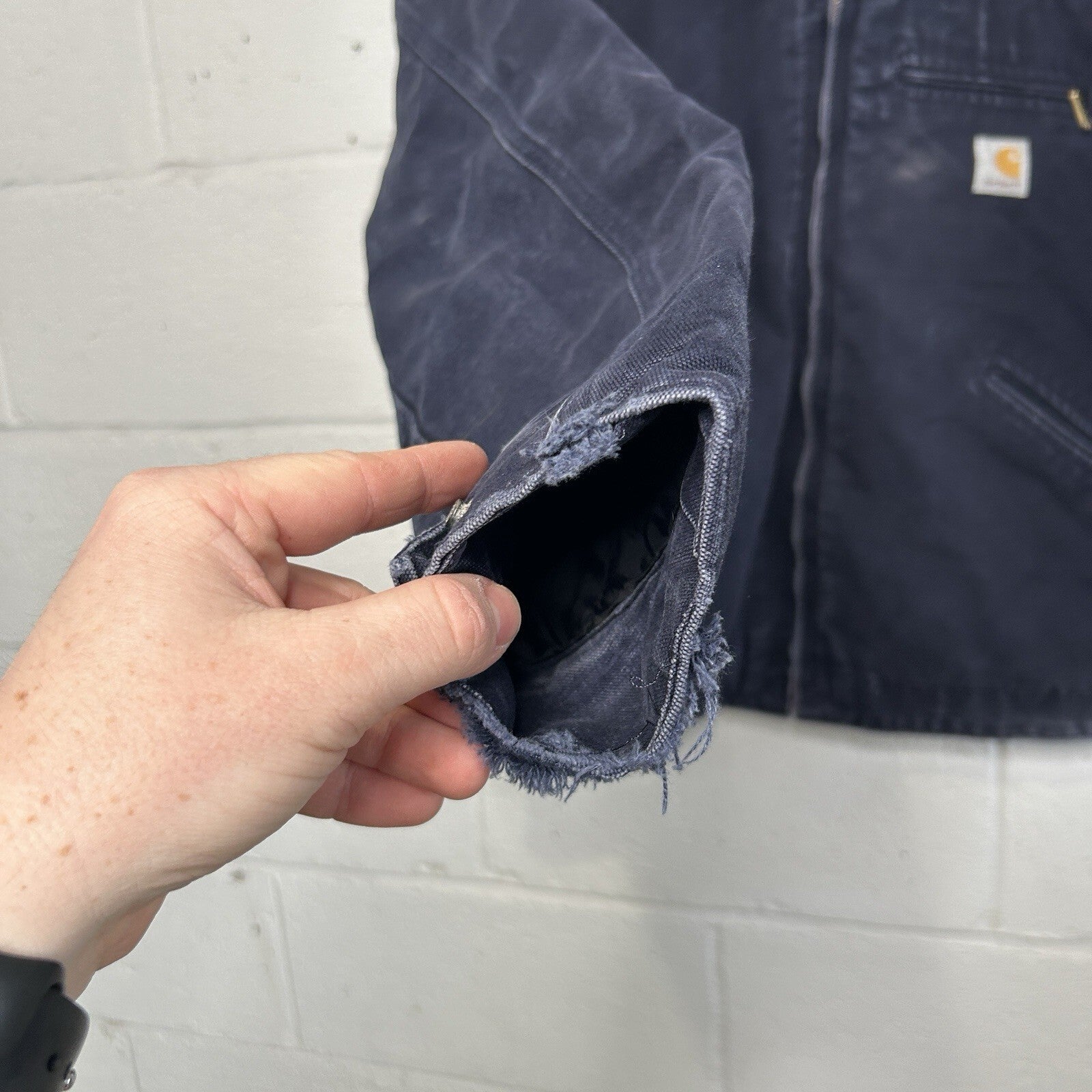 Vintage Carhartt Blanket-Lined Detroit Jacket “Dark Navy” J01 DNY Men’s 42/Large