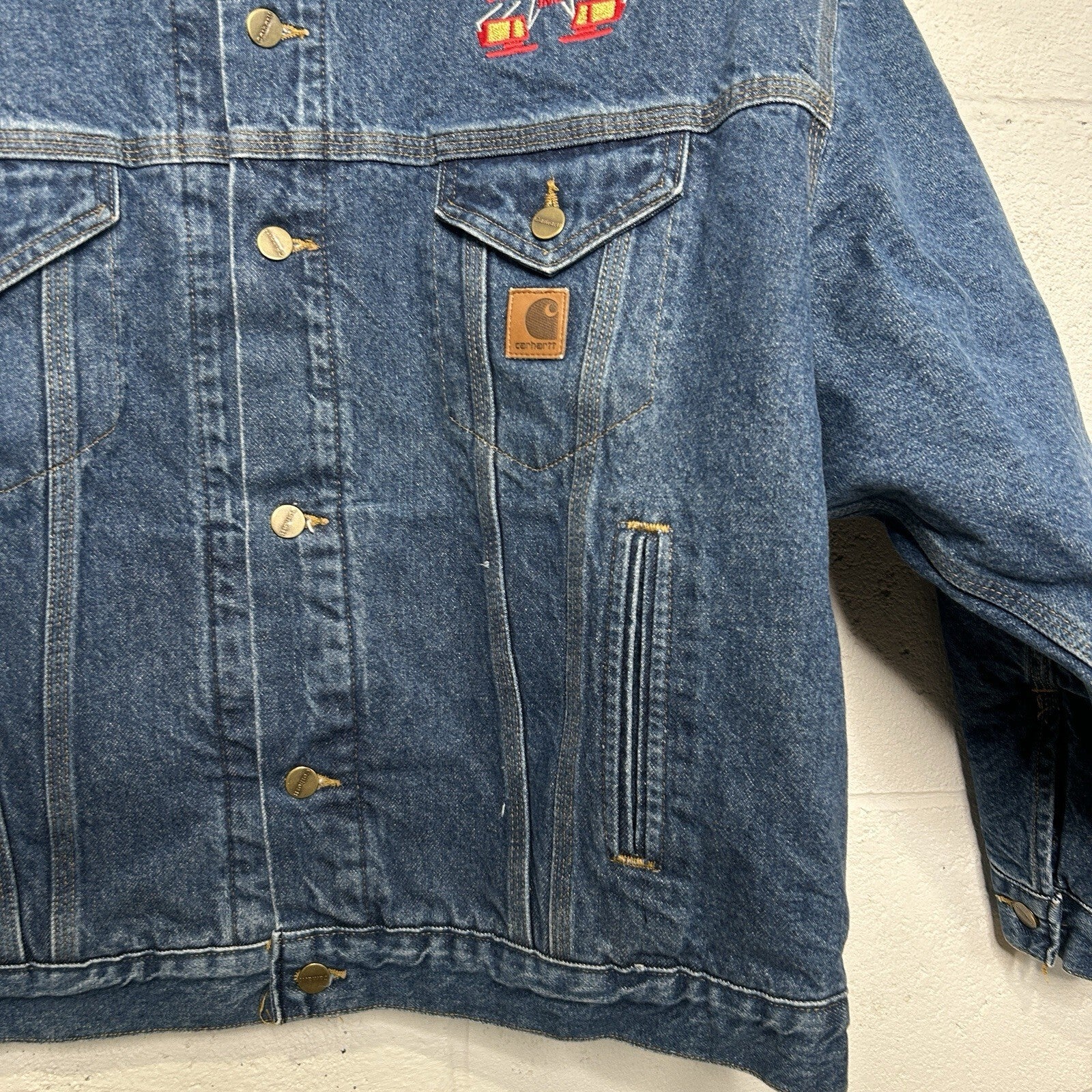 Vintage Carhartt Blanket-Lined Denim Trucker Jacket “Darkstone” J11DST Men’s XL
