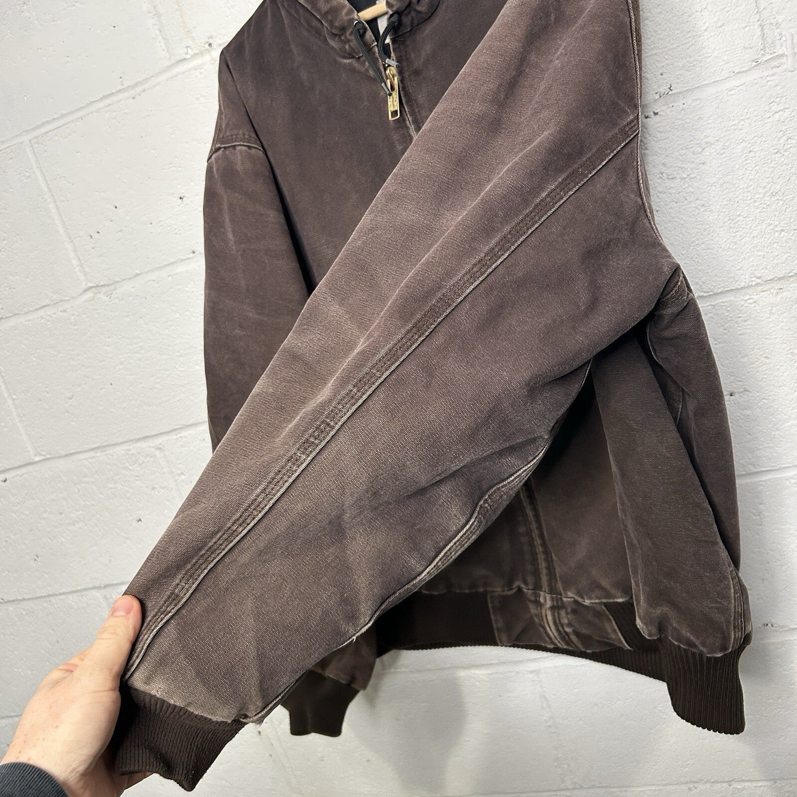 Vintage Carhartt Hooded Active Jacket “Dark Brown” J130 DKB Men’s X-Large Worn