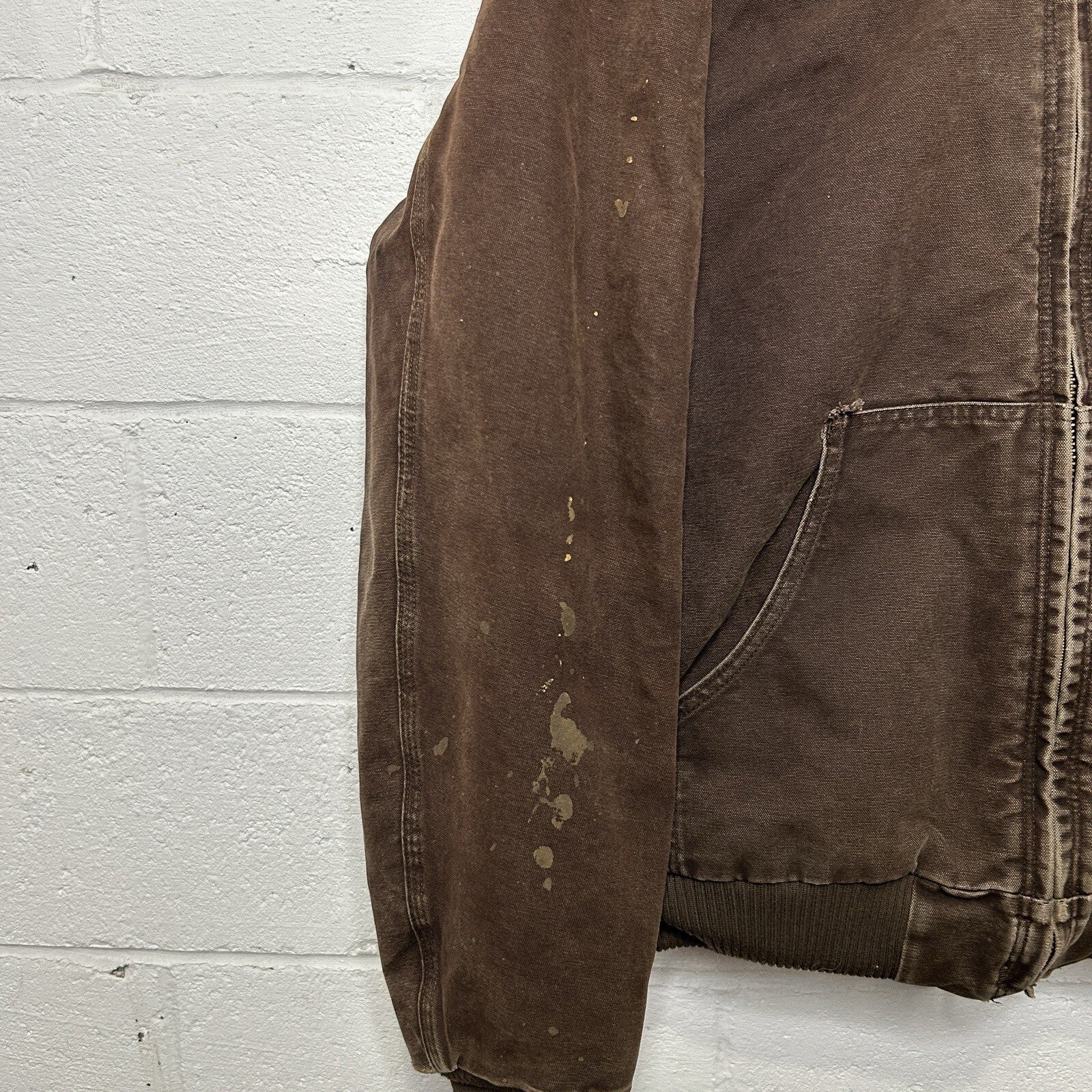 Vintage Carhartt Hooded Active Jacket “Dark Brown” J130 DKB Men’s Large Worn
