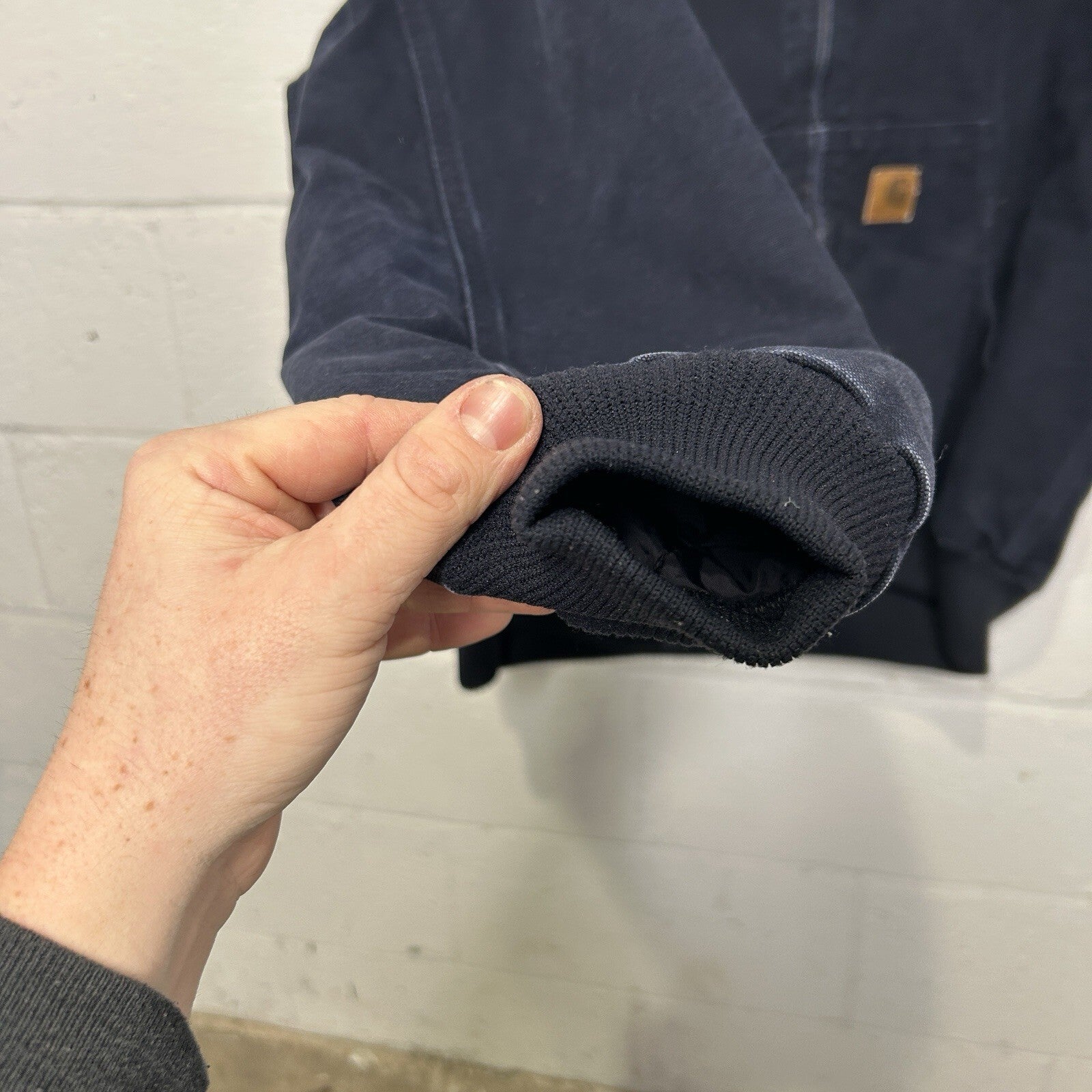 Vintage Carhartt Hooded Active Jacket “Midnight Blue” J130 MDT Men’s Large