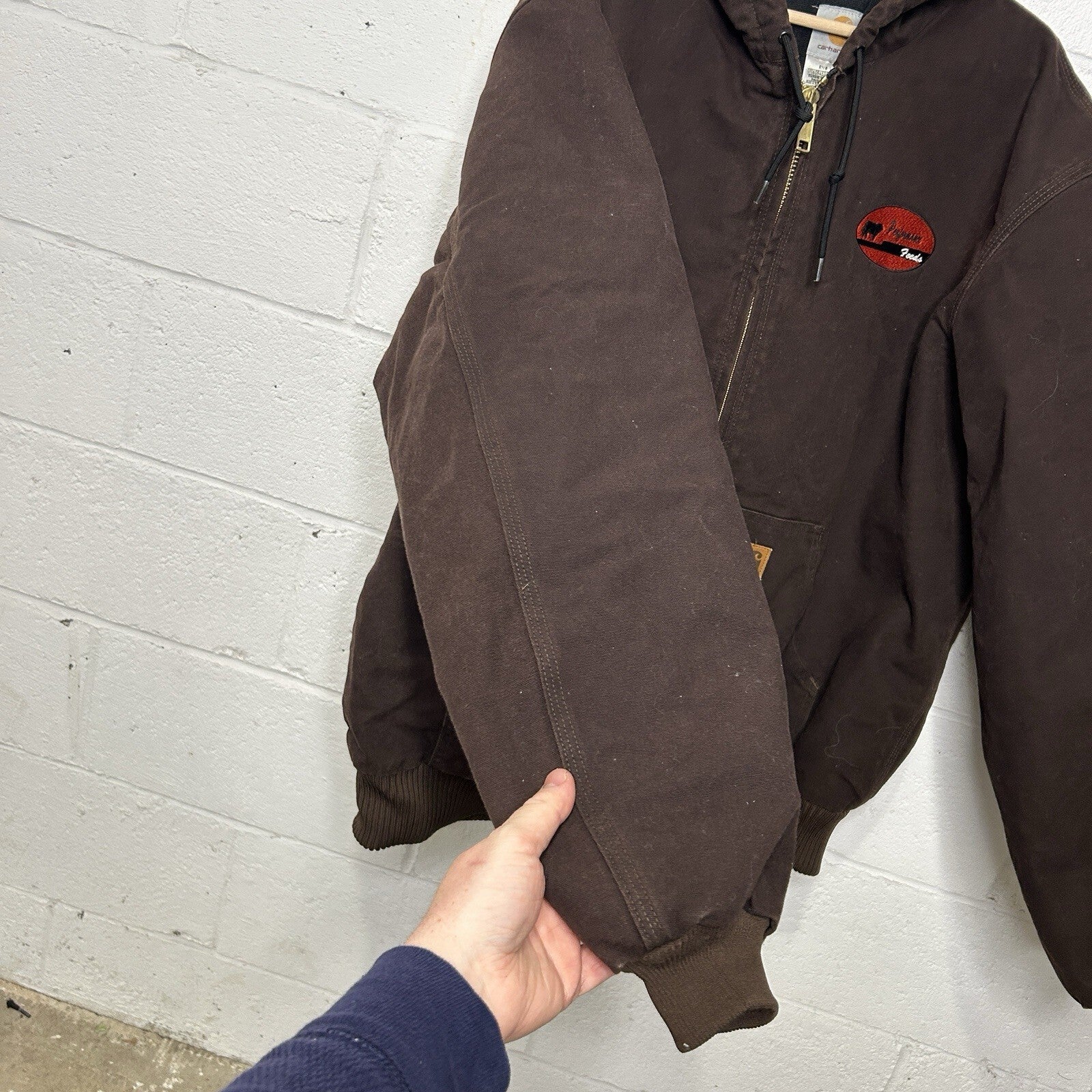 Vintage Carhartt Hooded Active Jacket “Dark Brown” J130 DKB Men’s X-Large Worn