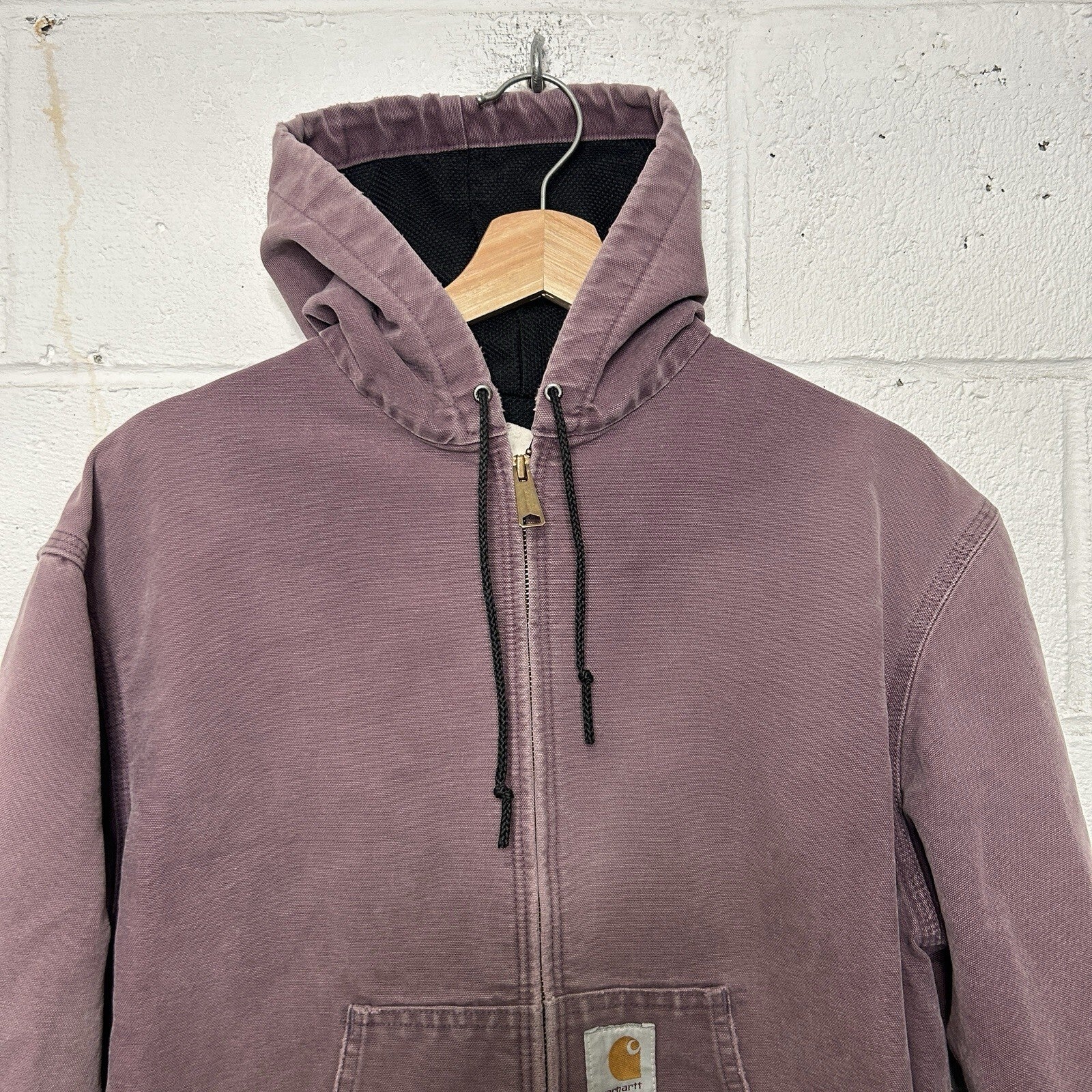 Vintage Carhartt Thermal-Lined Hooded Active Jacket “Damson” JR457 Men’s Large