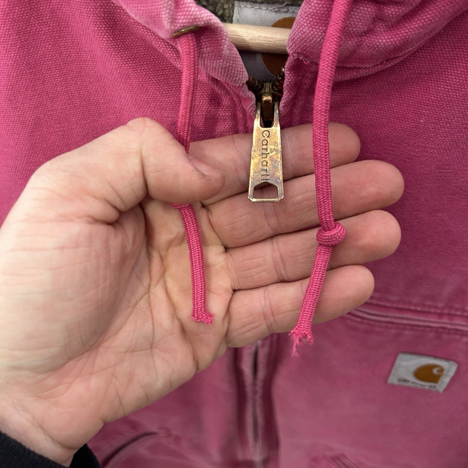 Y2K Carhartt Hooded Detroit Jacket “Watermelon Pink” WJ141