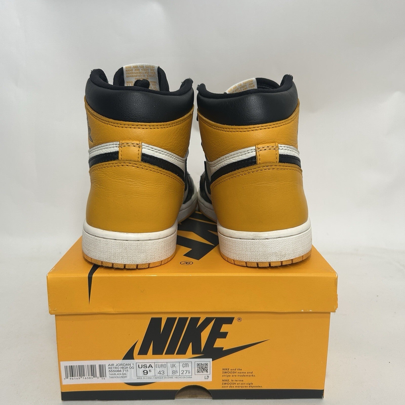 Nike Air Jordan 1 Retro High OG “Taxi/Black-Sail” 555088-711 Men’s 9.5 Worn