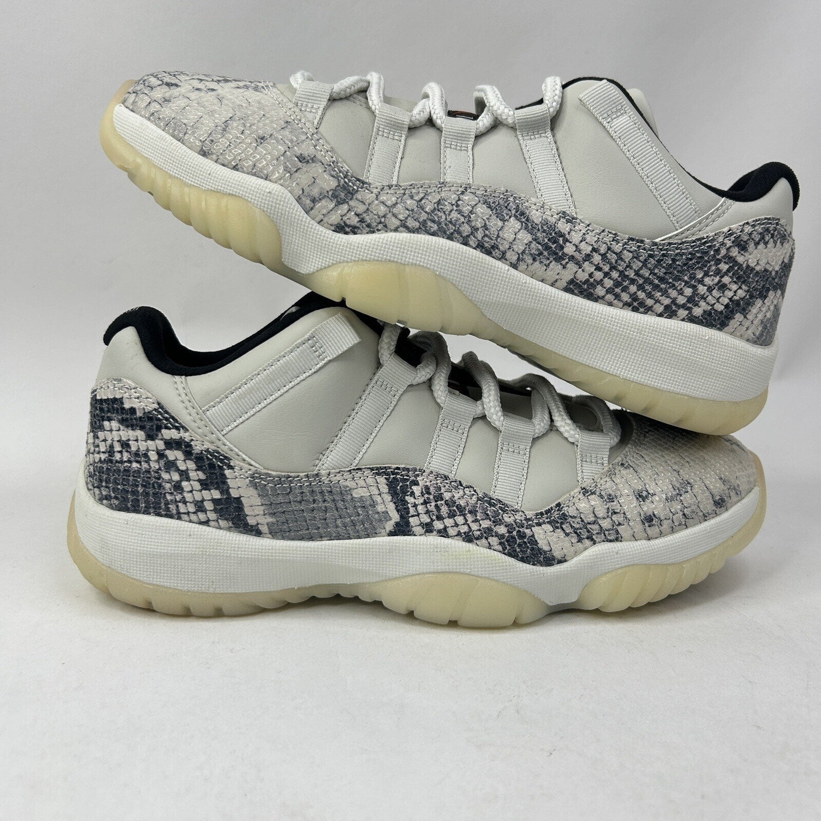 Nike Air Jordan 11 Low Retro “Light Bone Snakeskin” CD6846-002 Men’s 8 Worn