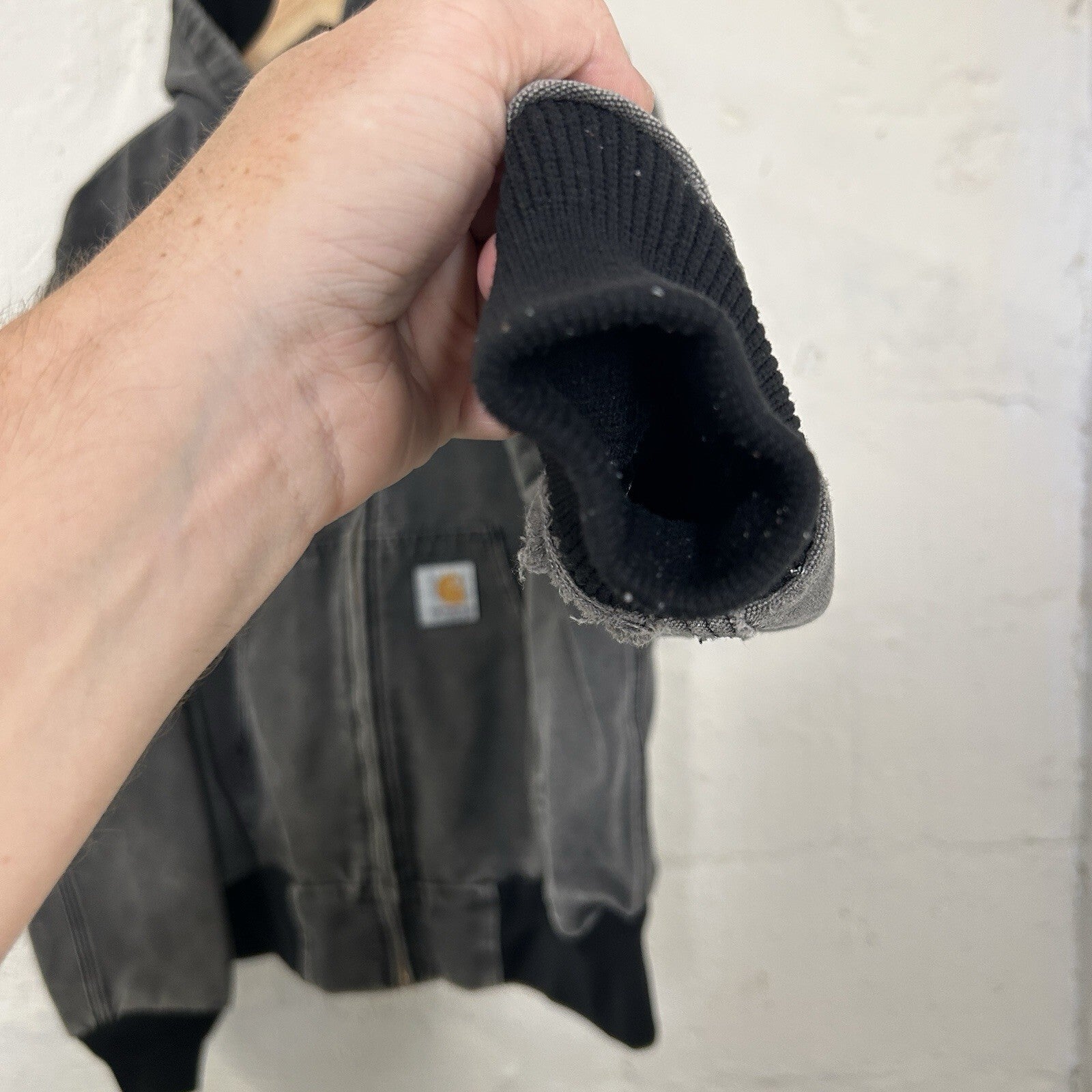 Vintage Faded Carhartt Thermal Hooded Active Jacket “Black” JR105 Men’s Large
