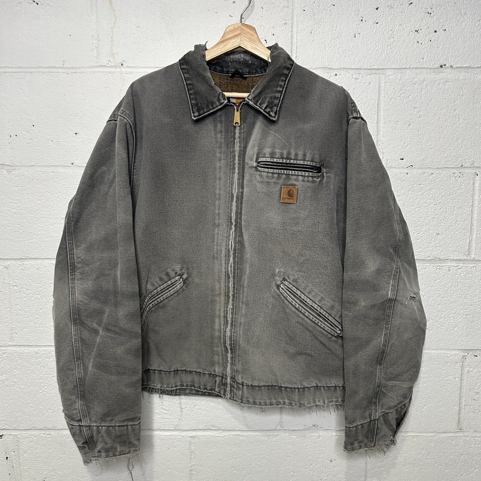 Thrashed Vintage Carhartt Blanket-Lined Detroit Jacket “Gravel” J97 GVL Men’s XL