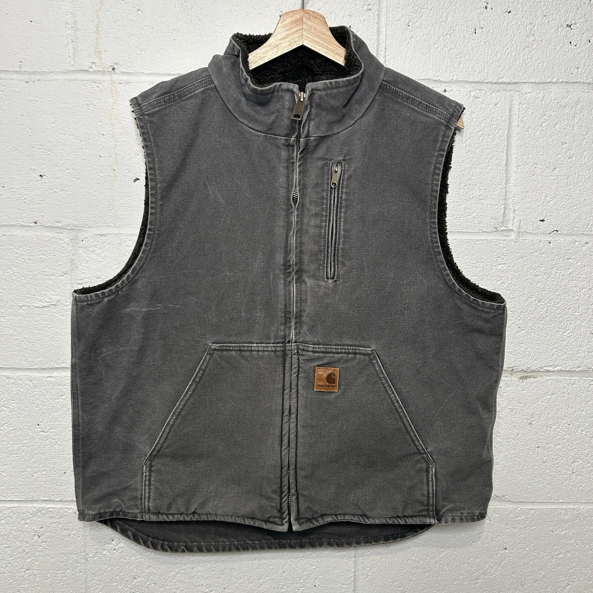 Carhartt Sandstone Sherpa-Lined Vest “Gravel” V33 GVL