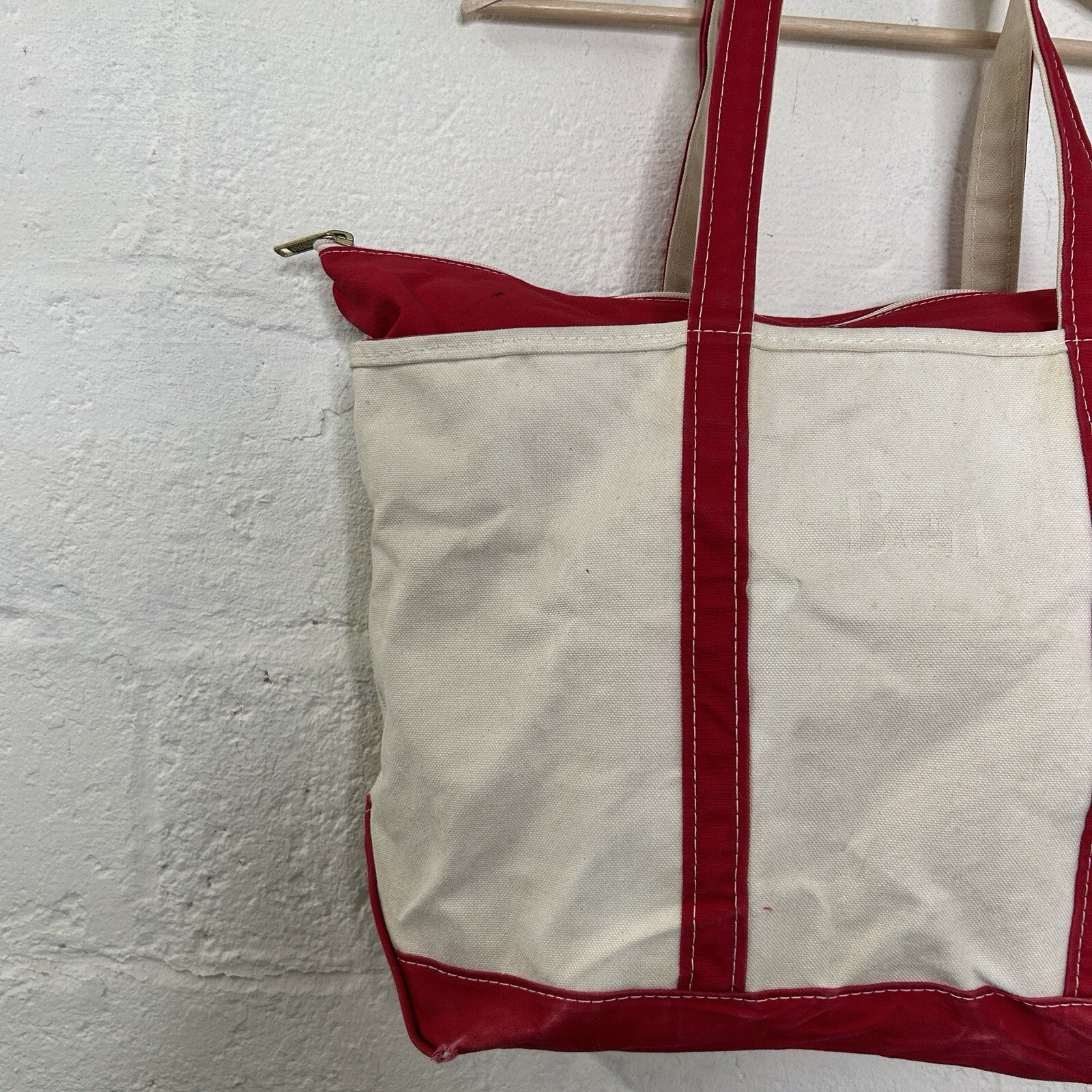 Vintage L.L. Bean Boat and Tote Canvas Large Long Handle Zipper-Top “Red White”