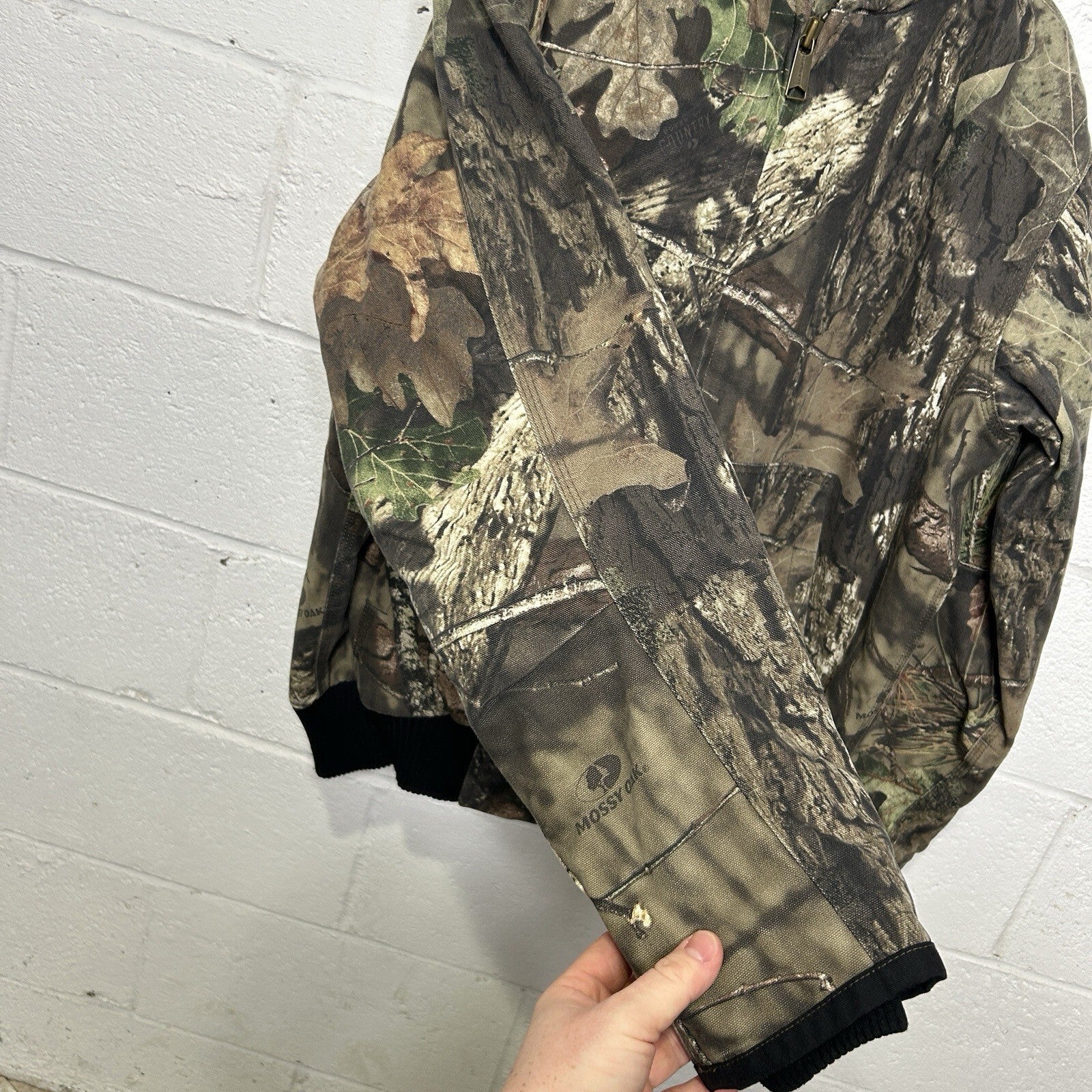 Carhartt Quilt-Lined Active Jacket “Mossy Oak Camo” 104457-340 Men’s Medium