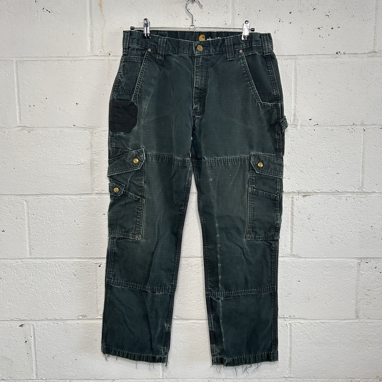 Vintage Carhartt Relaxed Fit Utility Cargo Pants “Black” B342 BLK Men’s 34x28.50