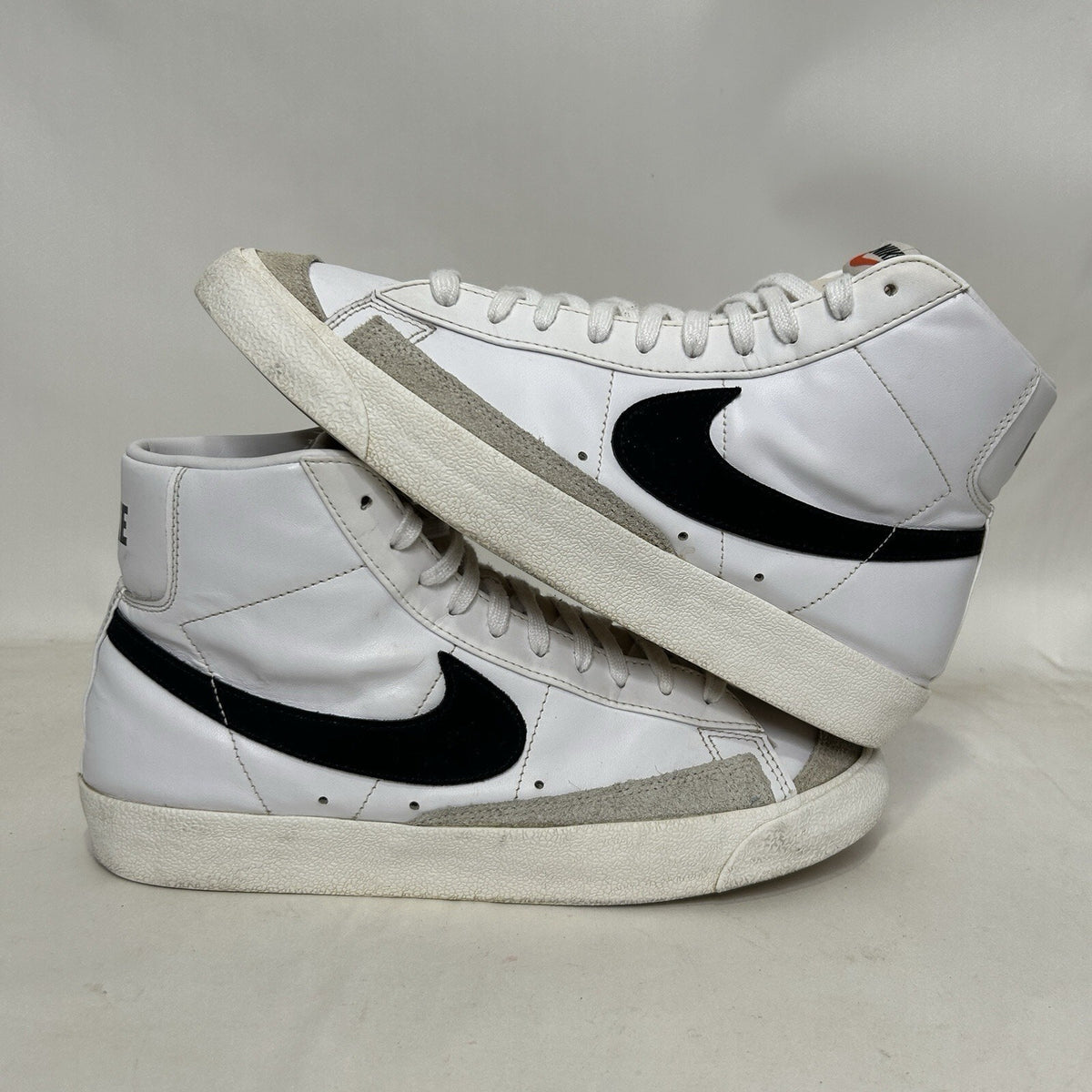 Nike Blazer Mid '77 Vintage “White Black”