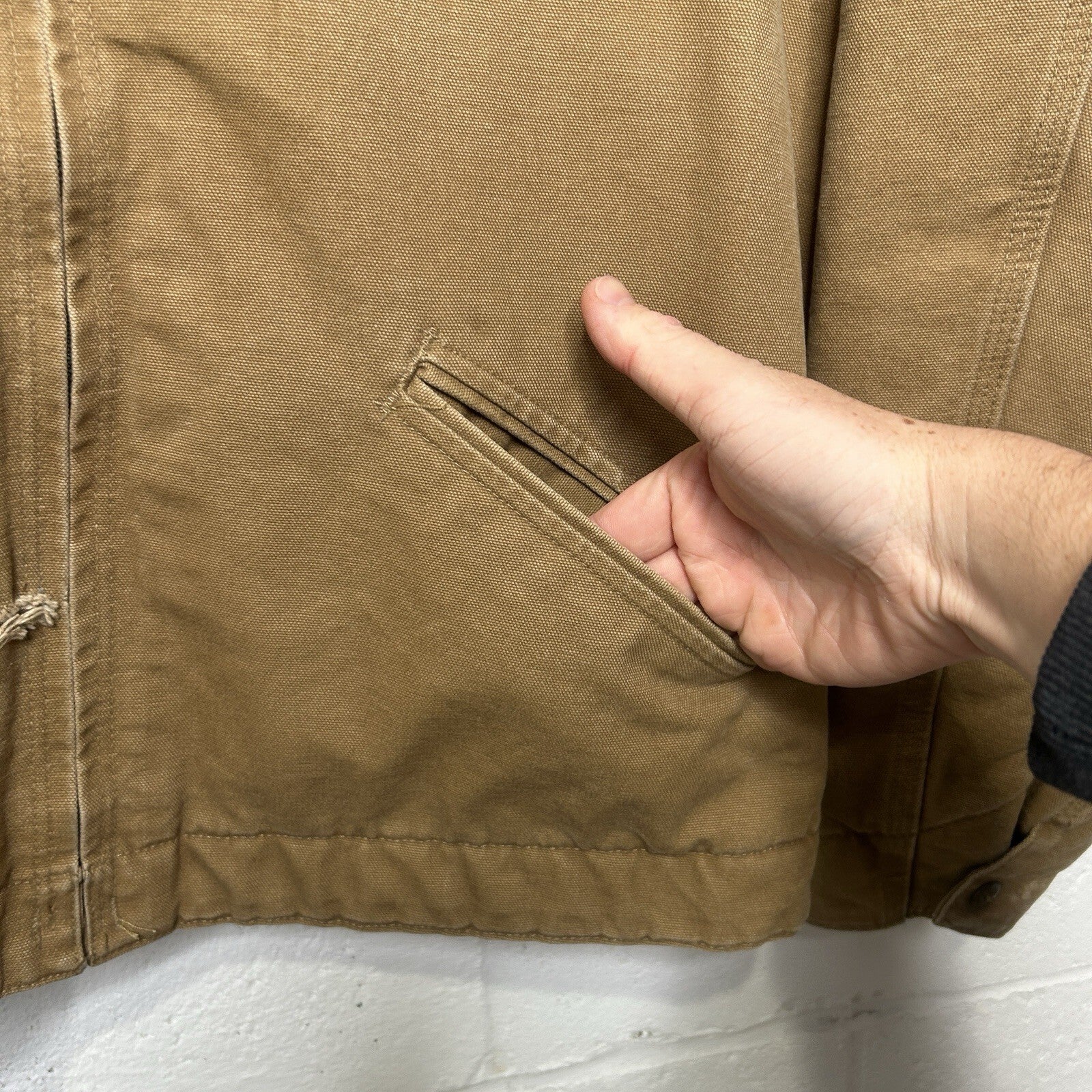 Vintage Carhartt Sherpa-Lined Detroit Jacket “Camel” WJ097 CML Women’s X-Large