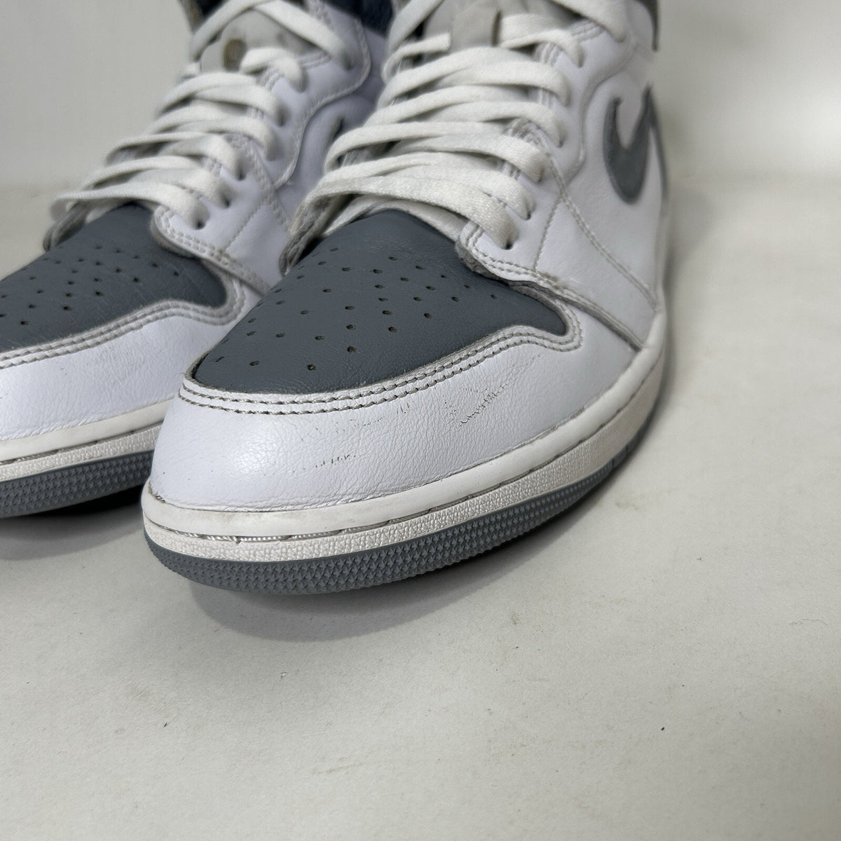 Nike Air Jordan 1 Retro High OG “Stealth/Grey White”