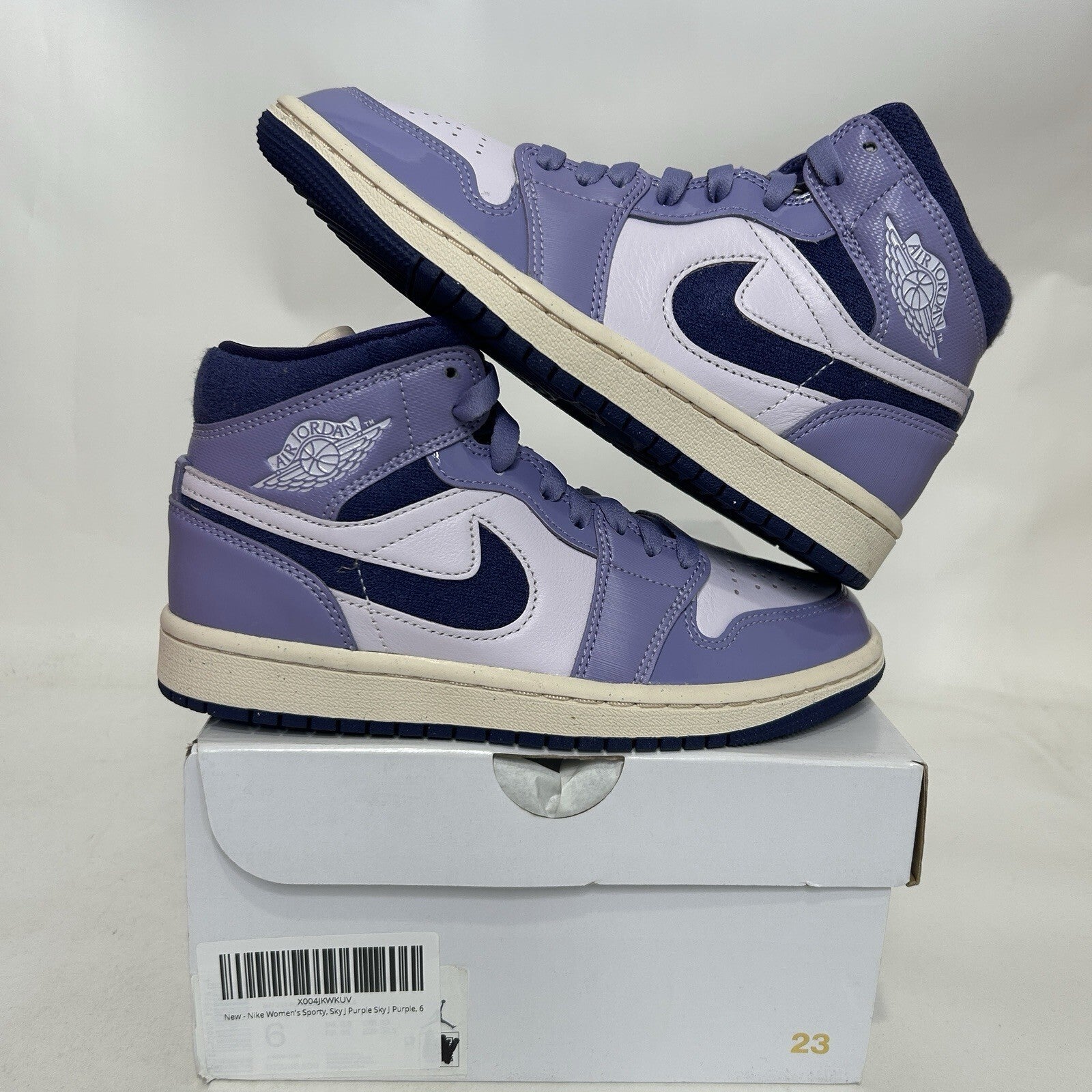 Nike Air Jordan 1 Mid SE WMNS “Light Purple Chenille” DZ3745-500 Women’s 6 New