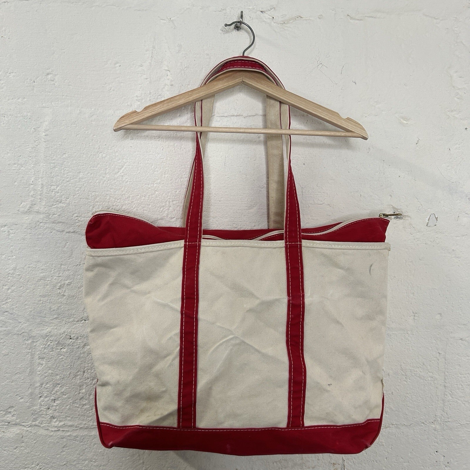 Vintage L.L. Bean Boat and Tote Canvas Large Long Handle Zipper-Top “Red White”