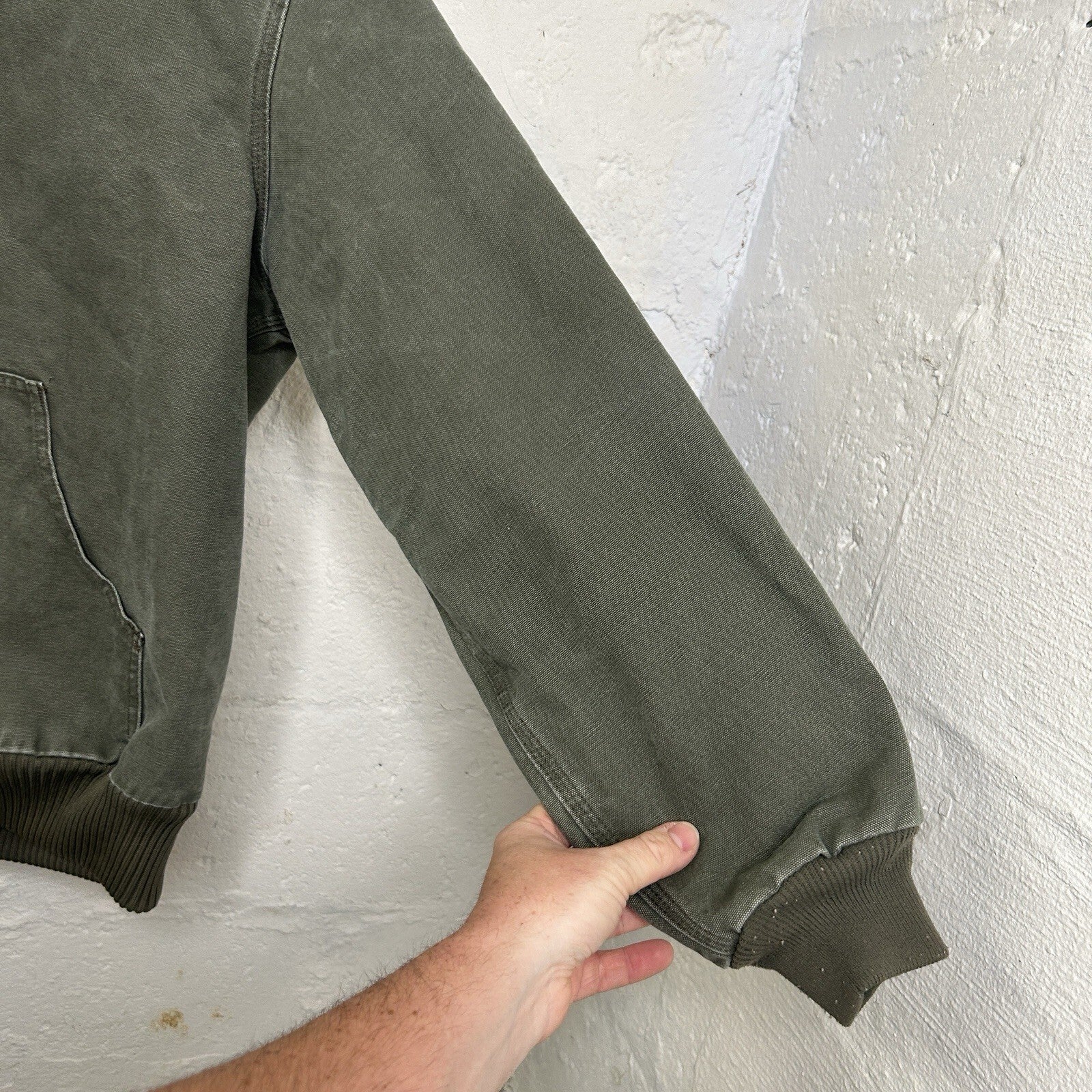 Vintage Carhartt Quilted Active Jacket “Army Green” J130 ARG Men’s Medium
