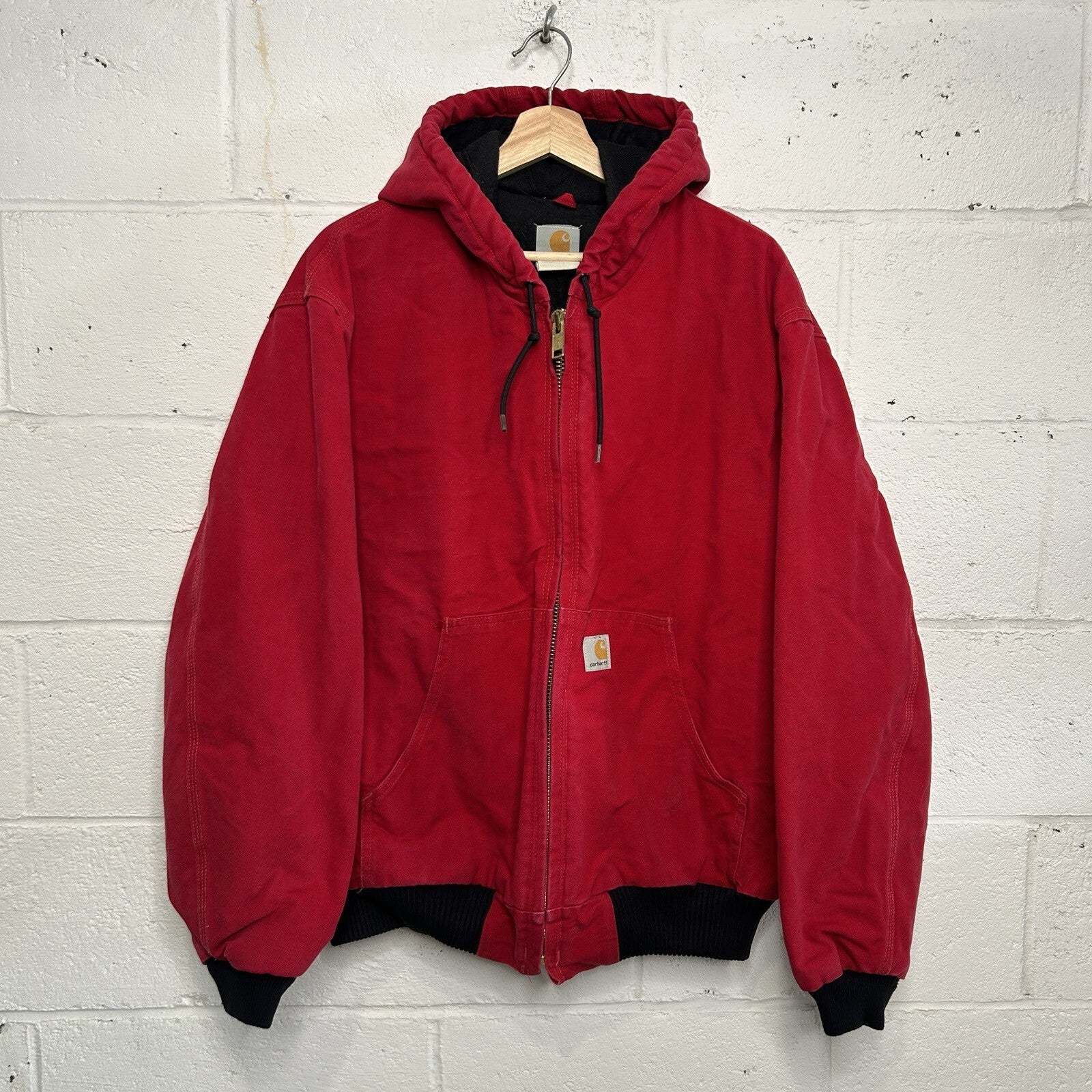 Vintage Carhartt Quilted Hooded Active Jacket “Red” J04 RED Men’s Large