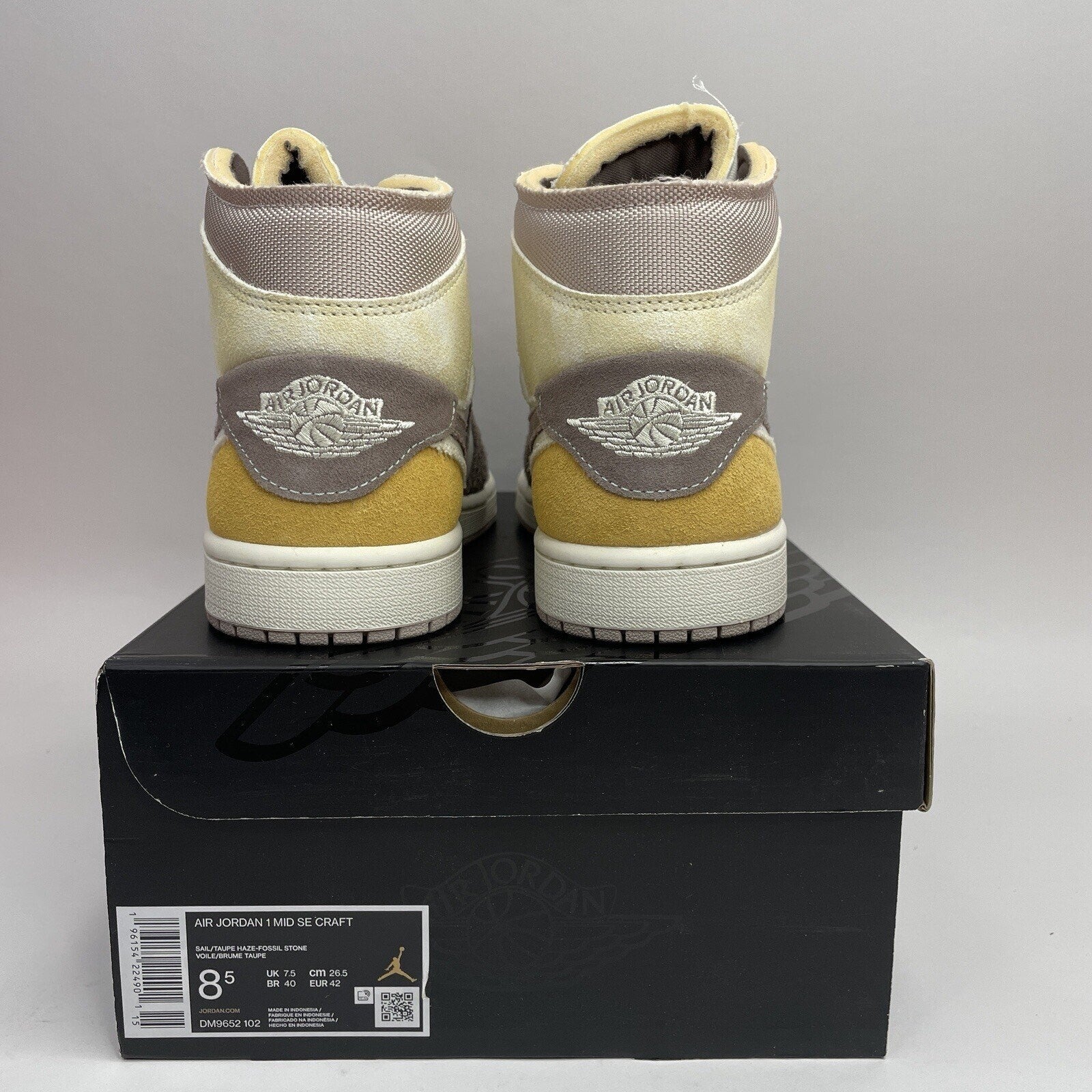 Nike Air Jordan 1 Mid SE Craft Inside Out “Taupe Haze” DM9652-102 Men’s Size 8.5